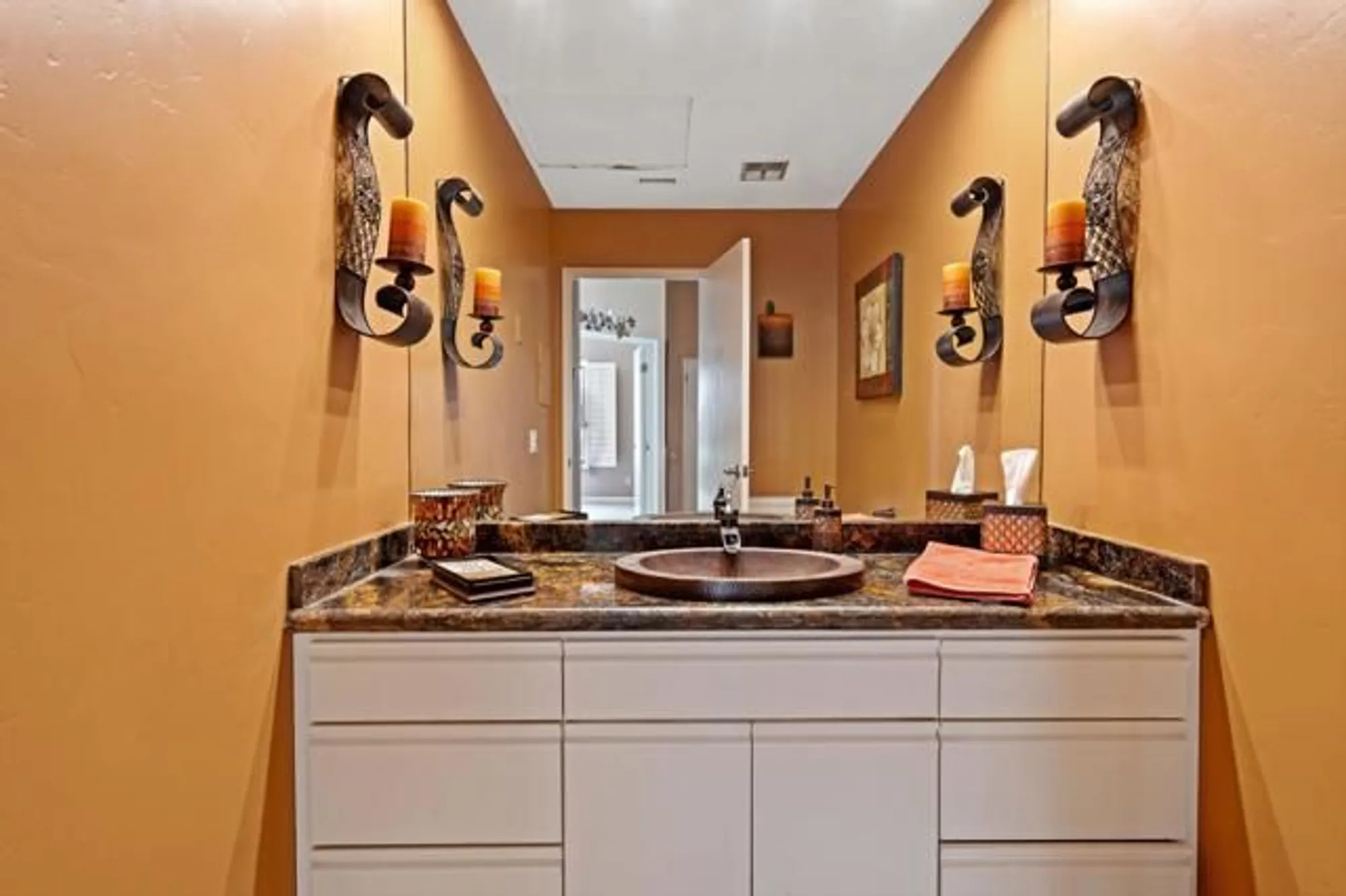 Property Slideshow image 26 of 36 | 80613 oak tree, La Quinta, CA, 92253