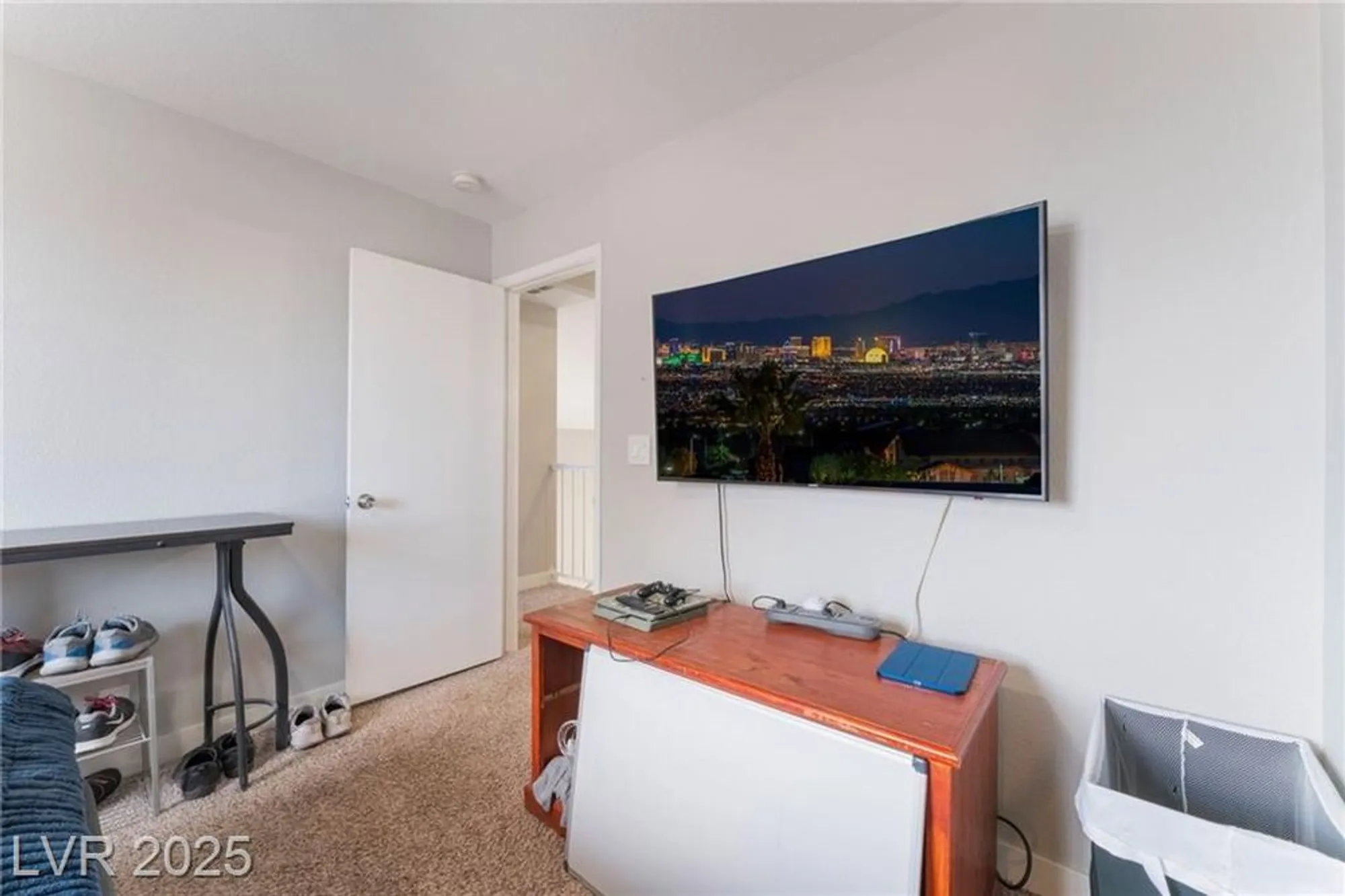 Property Slideshow image 38 of 51 | 4817 friar ln, Las Vegas, NV, 89130