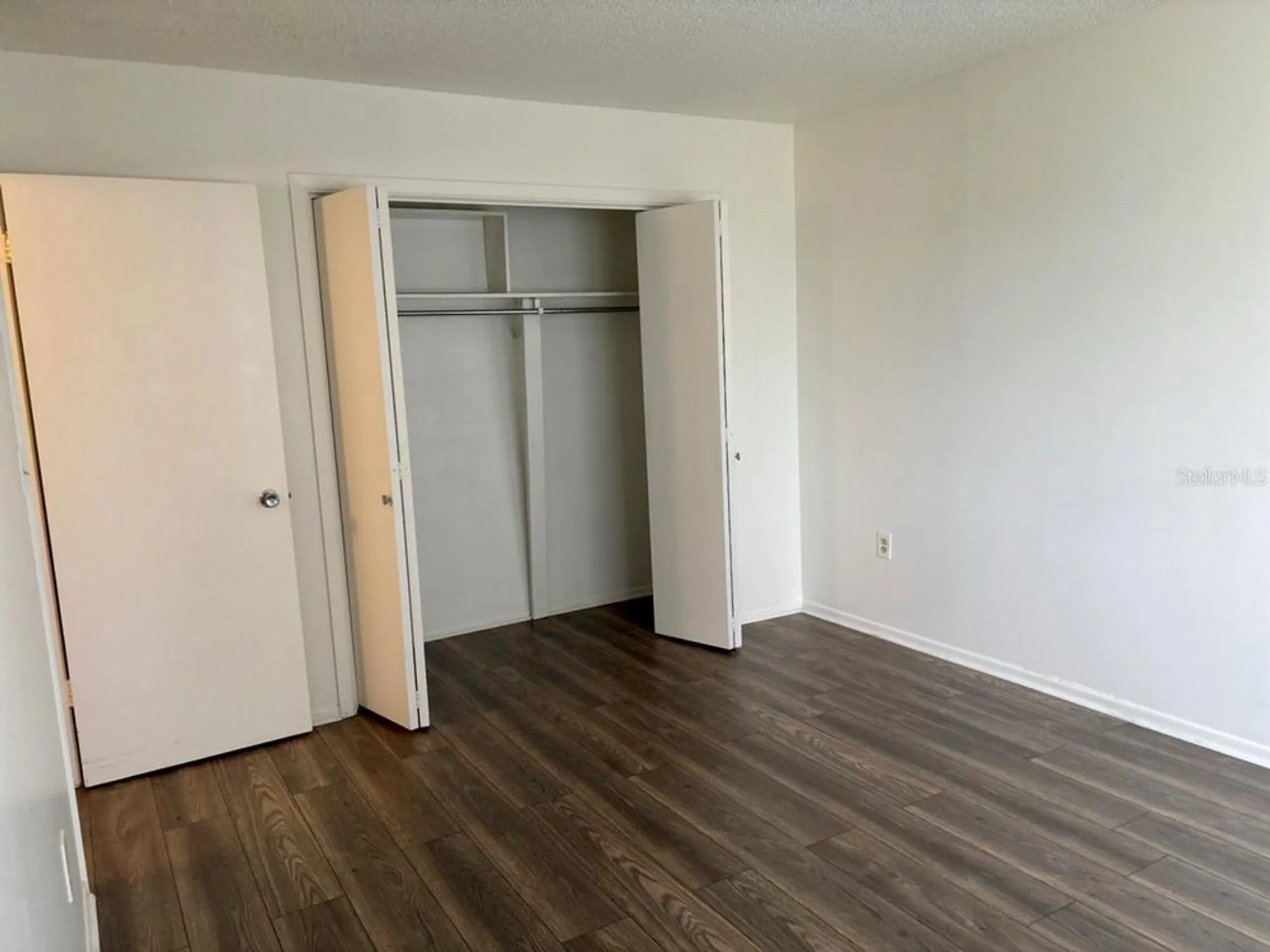 Property Slideshow image 12 of 16 | 1515 danbury dr, Sun City Center, FL, 33573