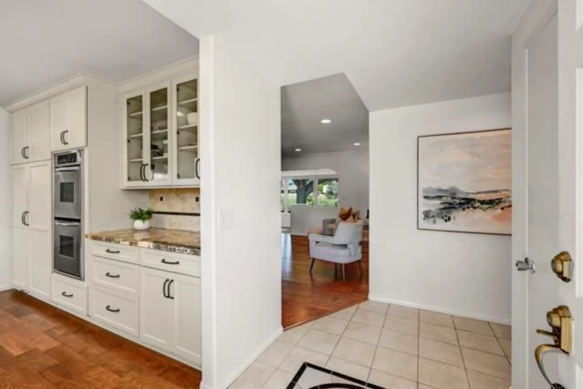 Property Slideshow image 5 of 57 | 1051 la reina dr, San Marcos, CA, 92078