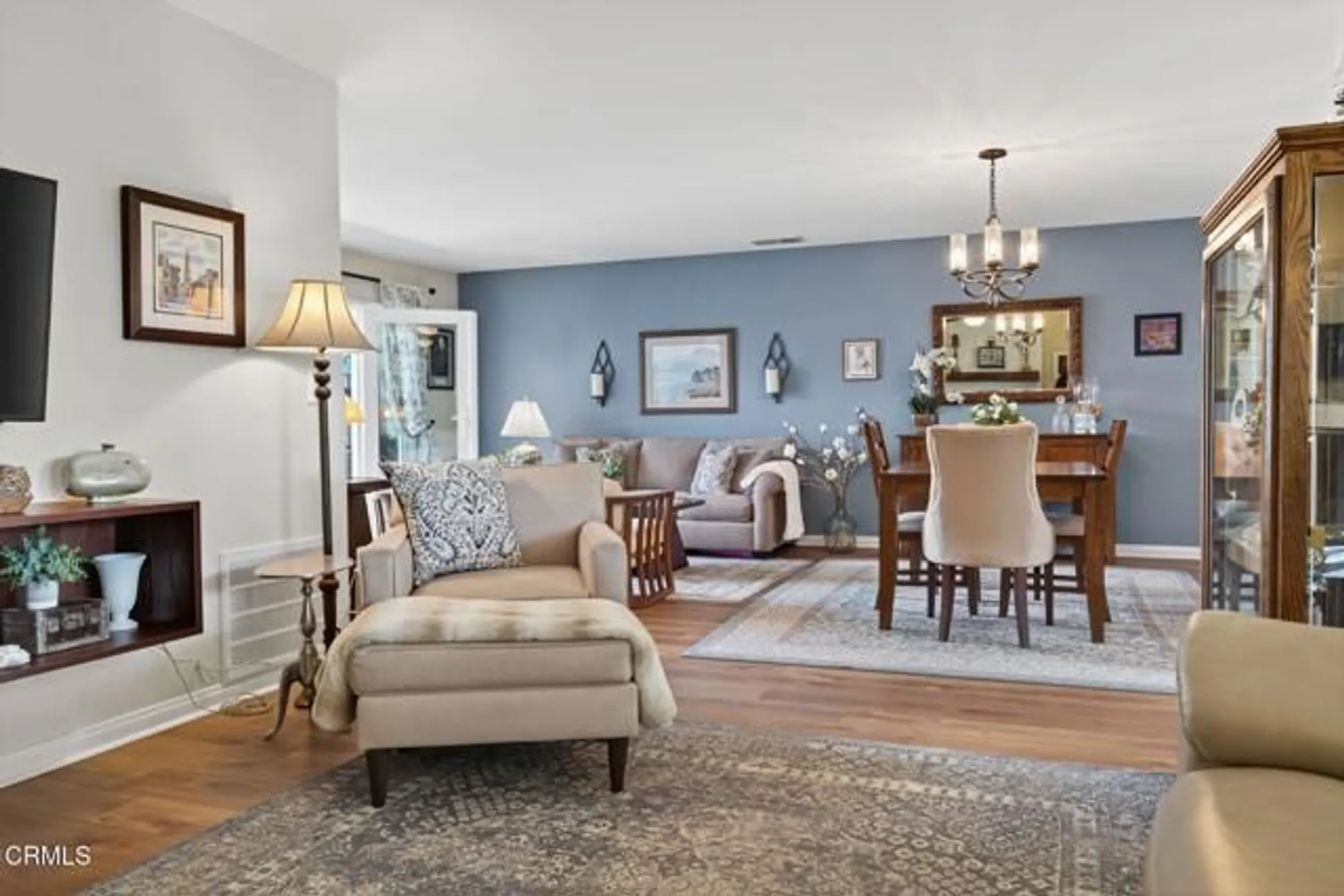 Property Slideshow image 21 of 63 | 271 e fiesta grn, Port Hueneme, CA, 93041