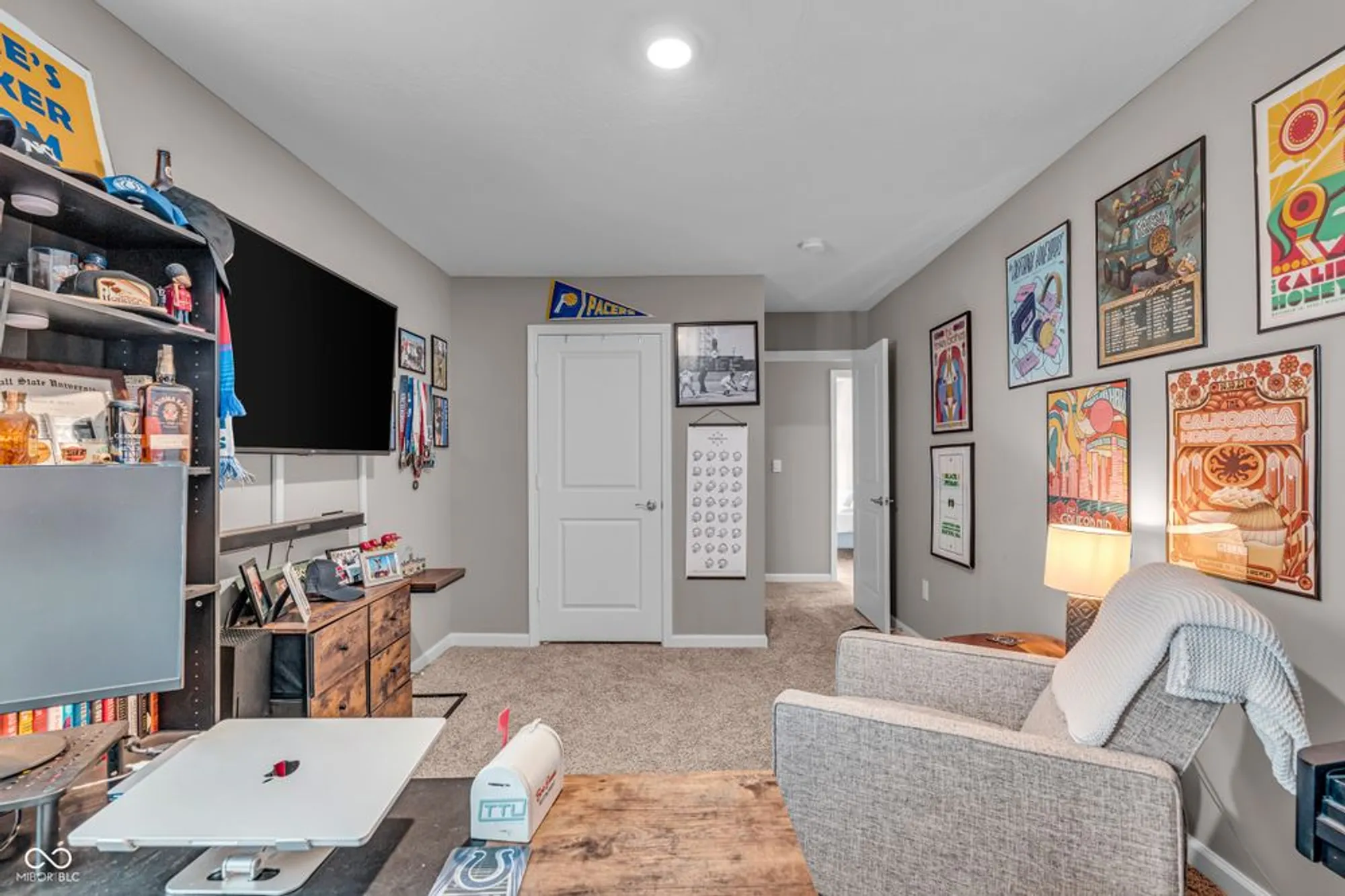 Property Slideshow image 28 of 57 | 9138 hemingway dr, Indianapolis, IN, 46239