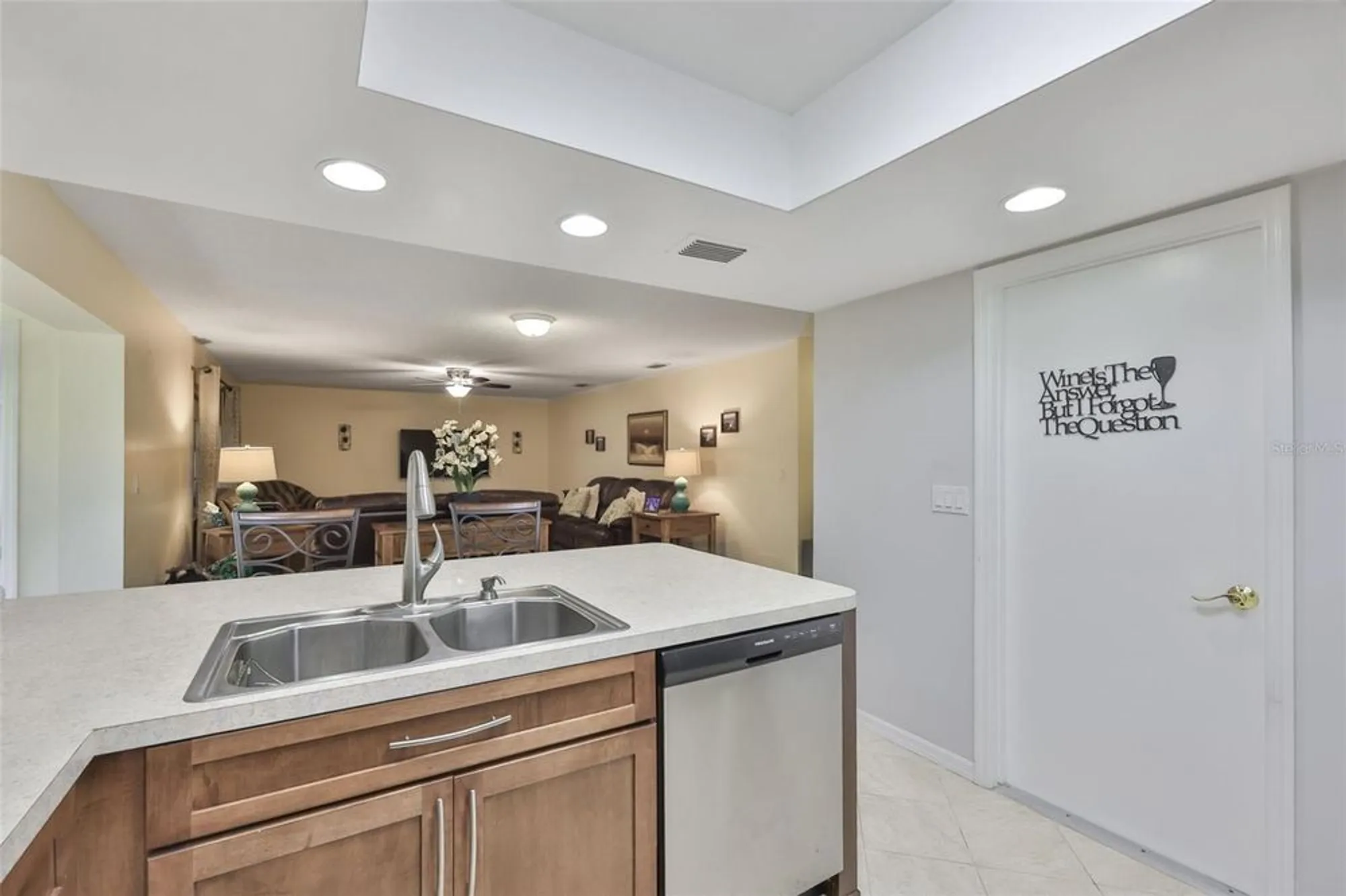 Property Slideshow image 8 of 94 | 2034 hawkhurst cir # 178, Sun City Center, FL, 33573