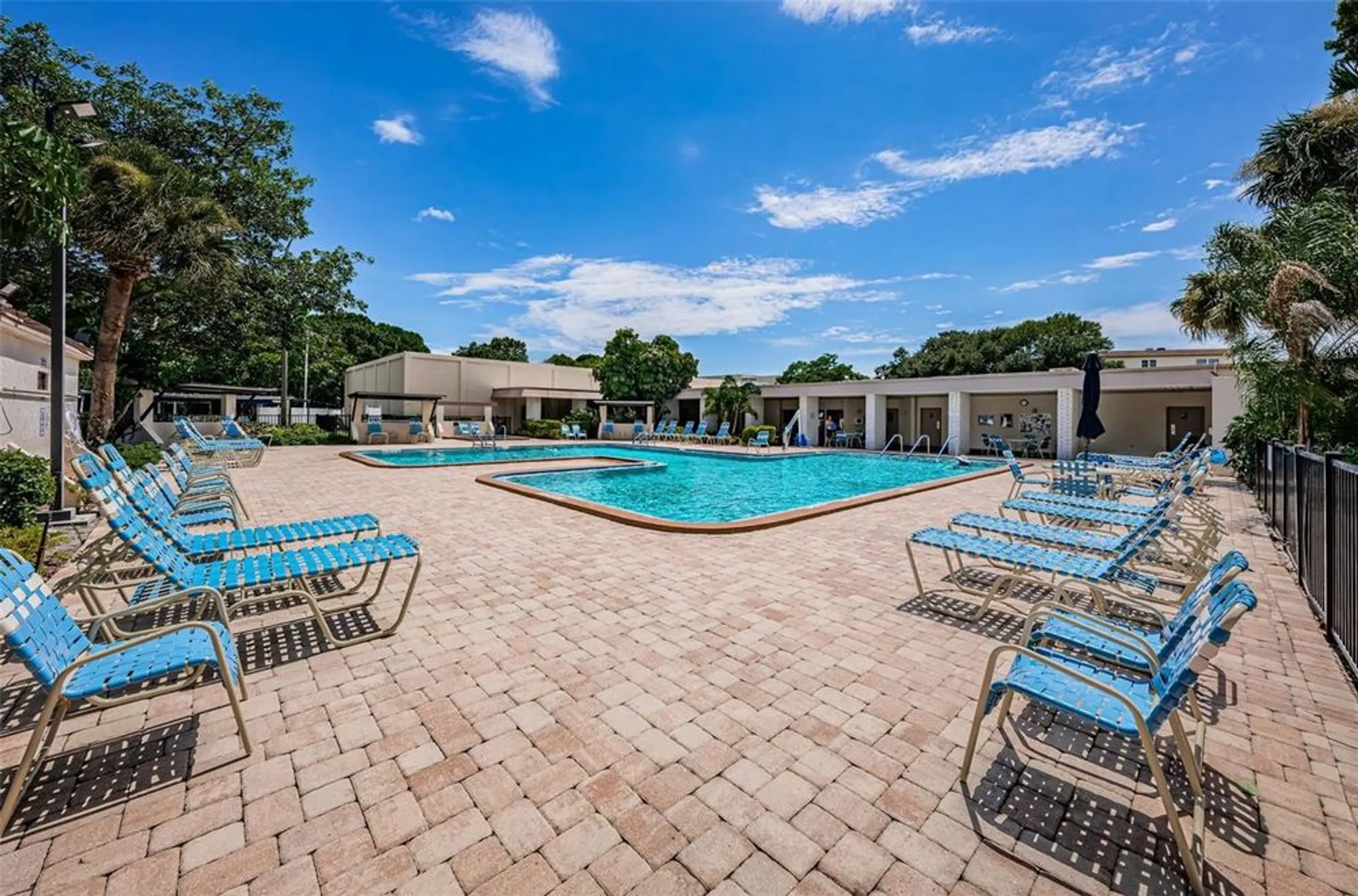 Property Slideshow image 65 of 84 | 5501 80th st n unit 405, St Petersburg, FL, 33709