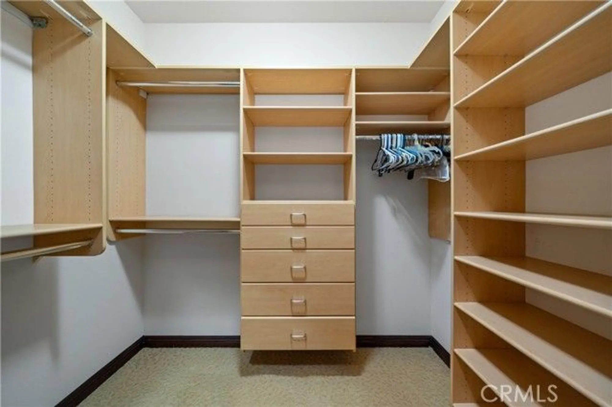 Property Slideshow image 32 of 62 | 233 eagle ln, Hemet, CA, 92545