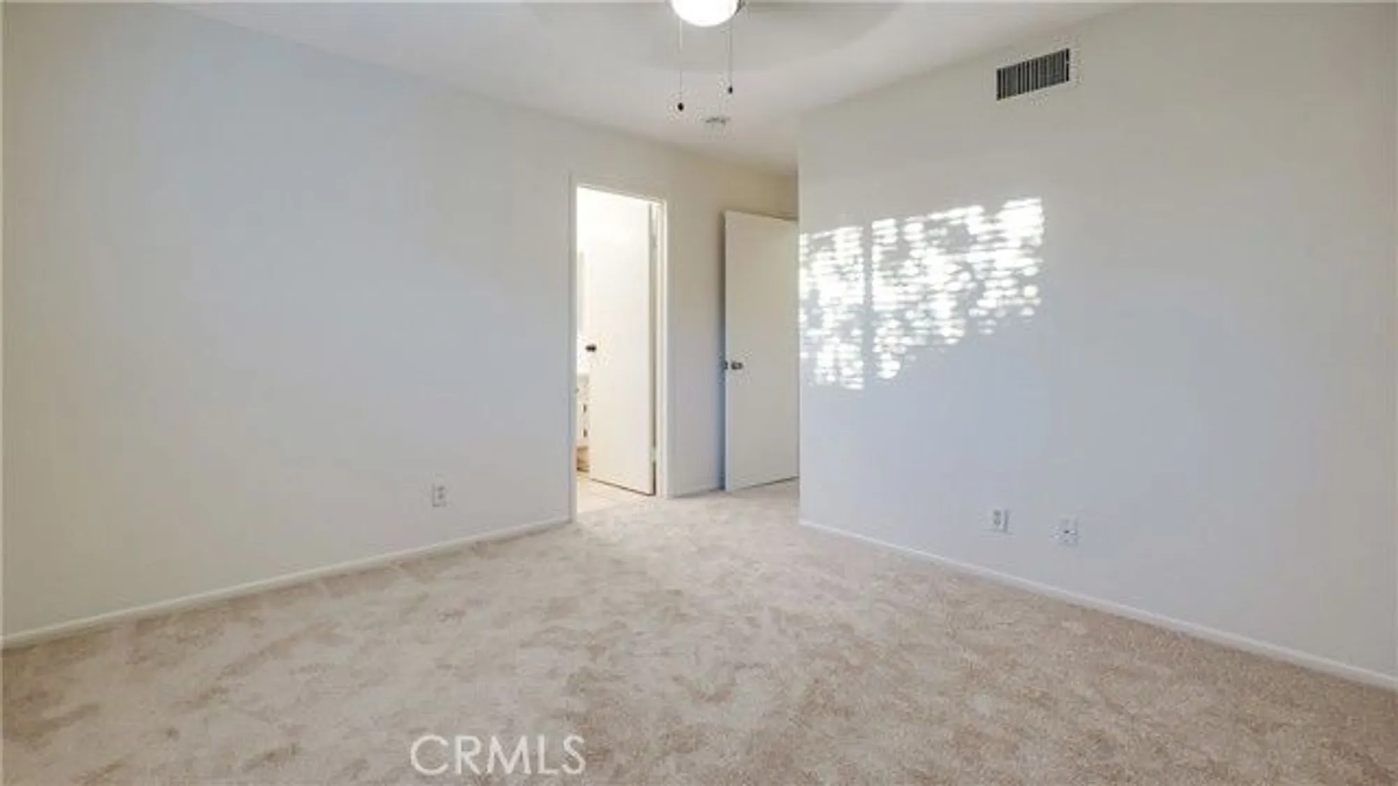 Property Slideshow image 32 of 35 | 28531 via princesa d, Murrieta, CA, 92563