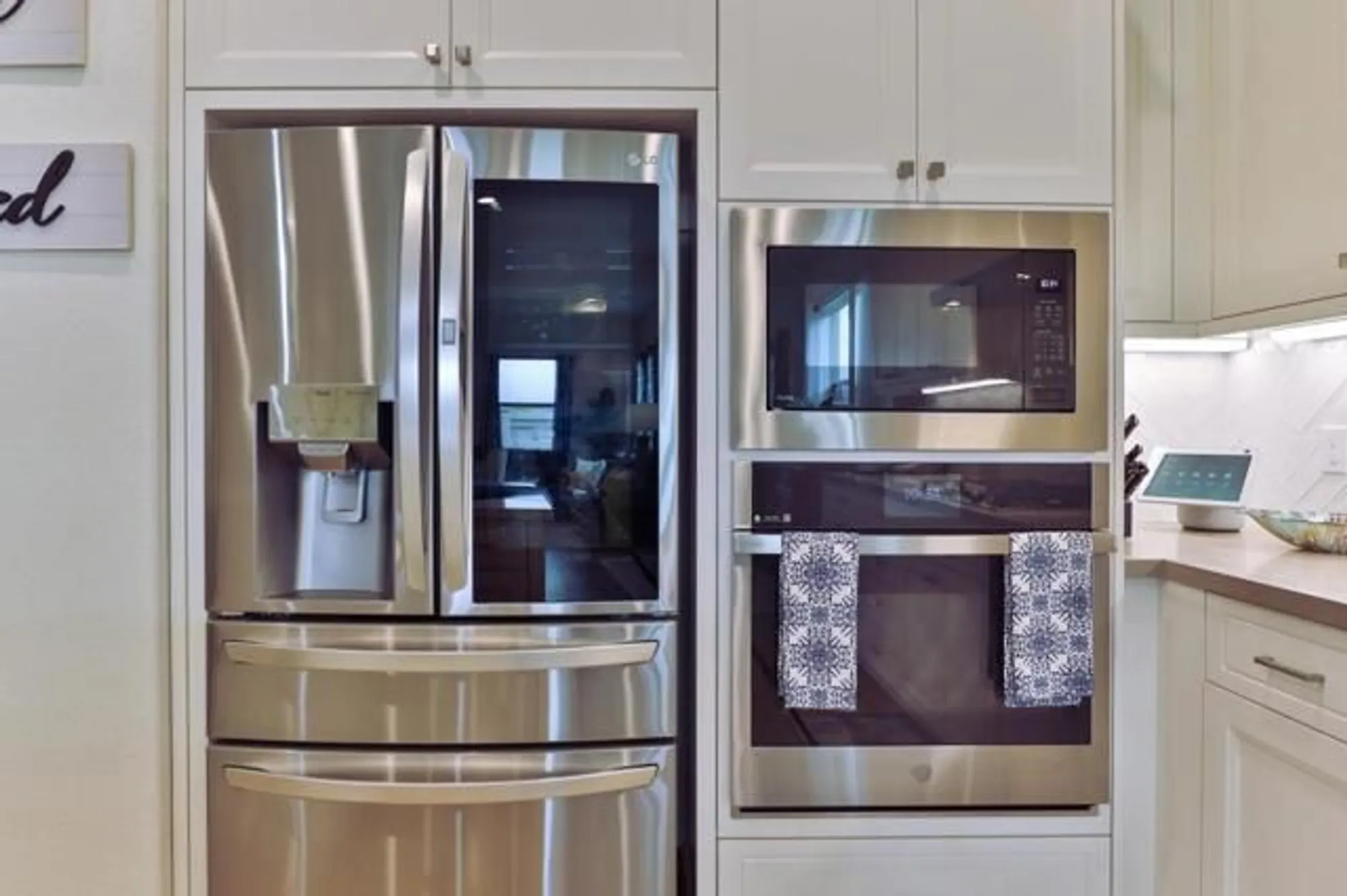 Property Slideshow image 10 of 52 | 2102 white oak dr, Hollister, CA, 95023