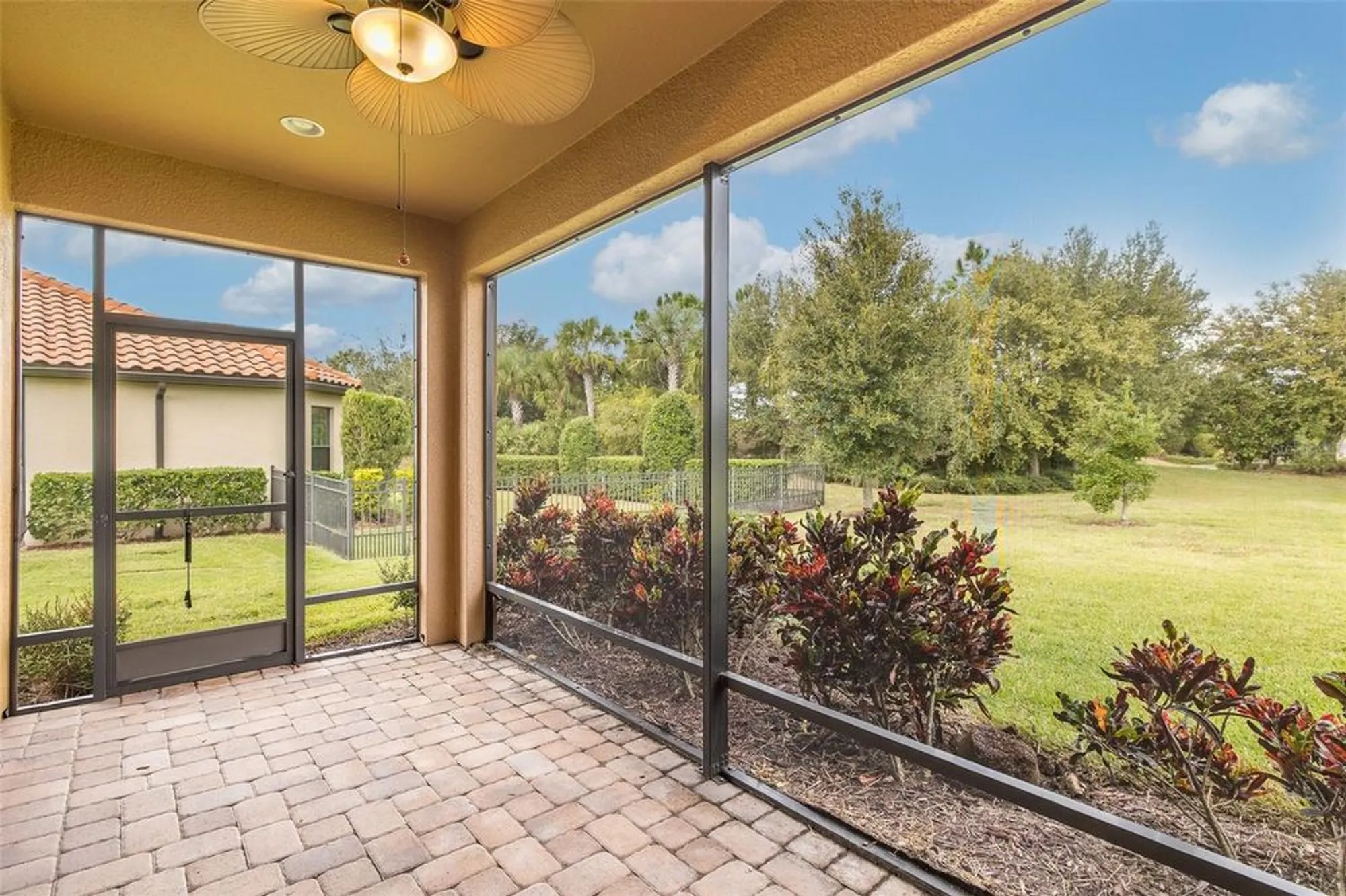 Property Slideshow image 47 of 100 | 11599 callisia dr, Odessa, FL, 33556