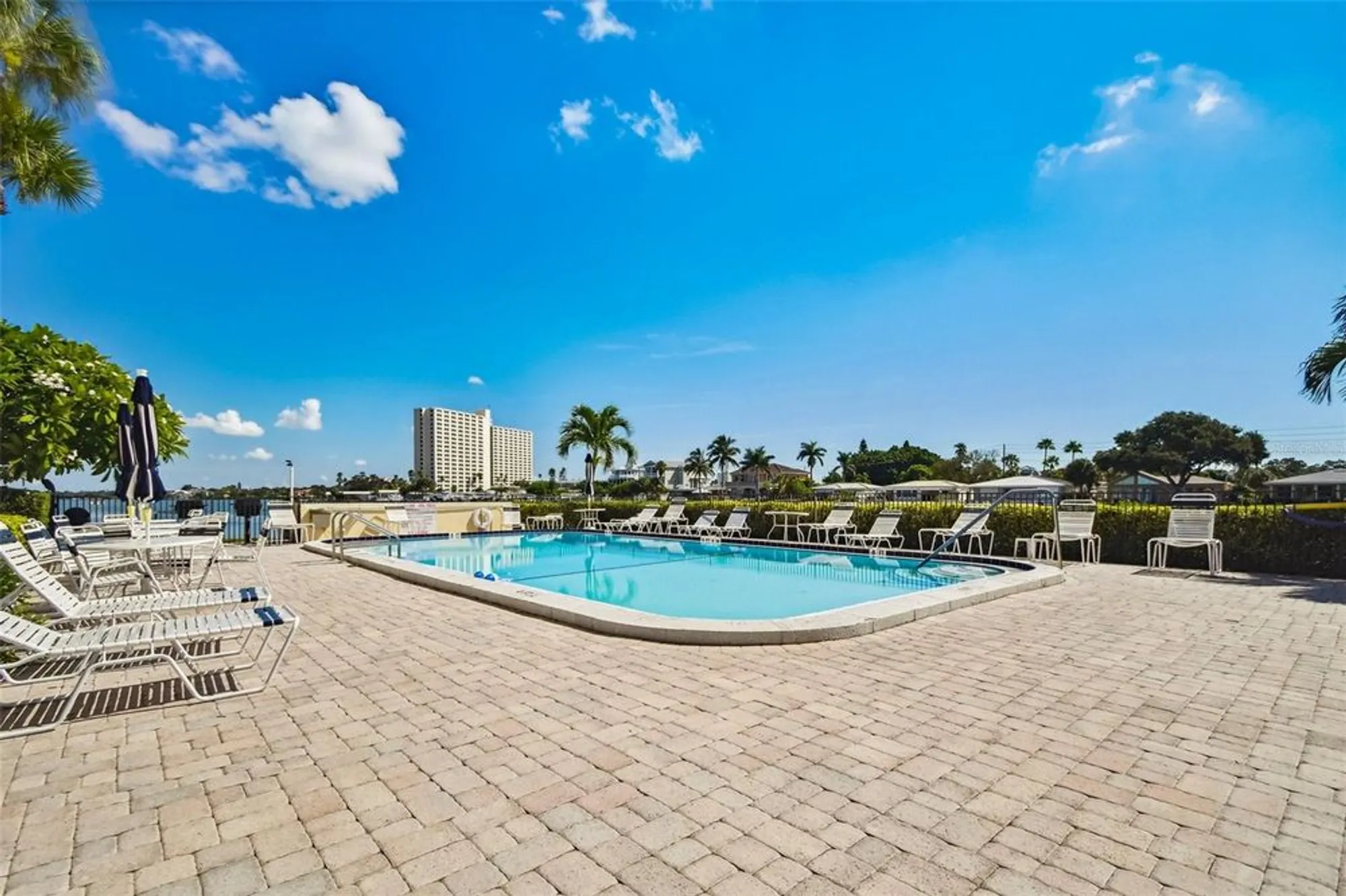 Property Slideshow image 76 of 93 | 7400 sun island dr 207, South Pasadena, FL, 33707