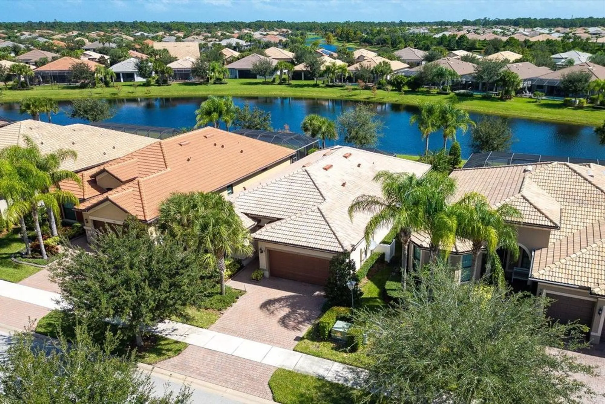 Property Slideshow image 38 of 50 | 5086 pendelton sq, Vero Beach, FL, 32967