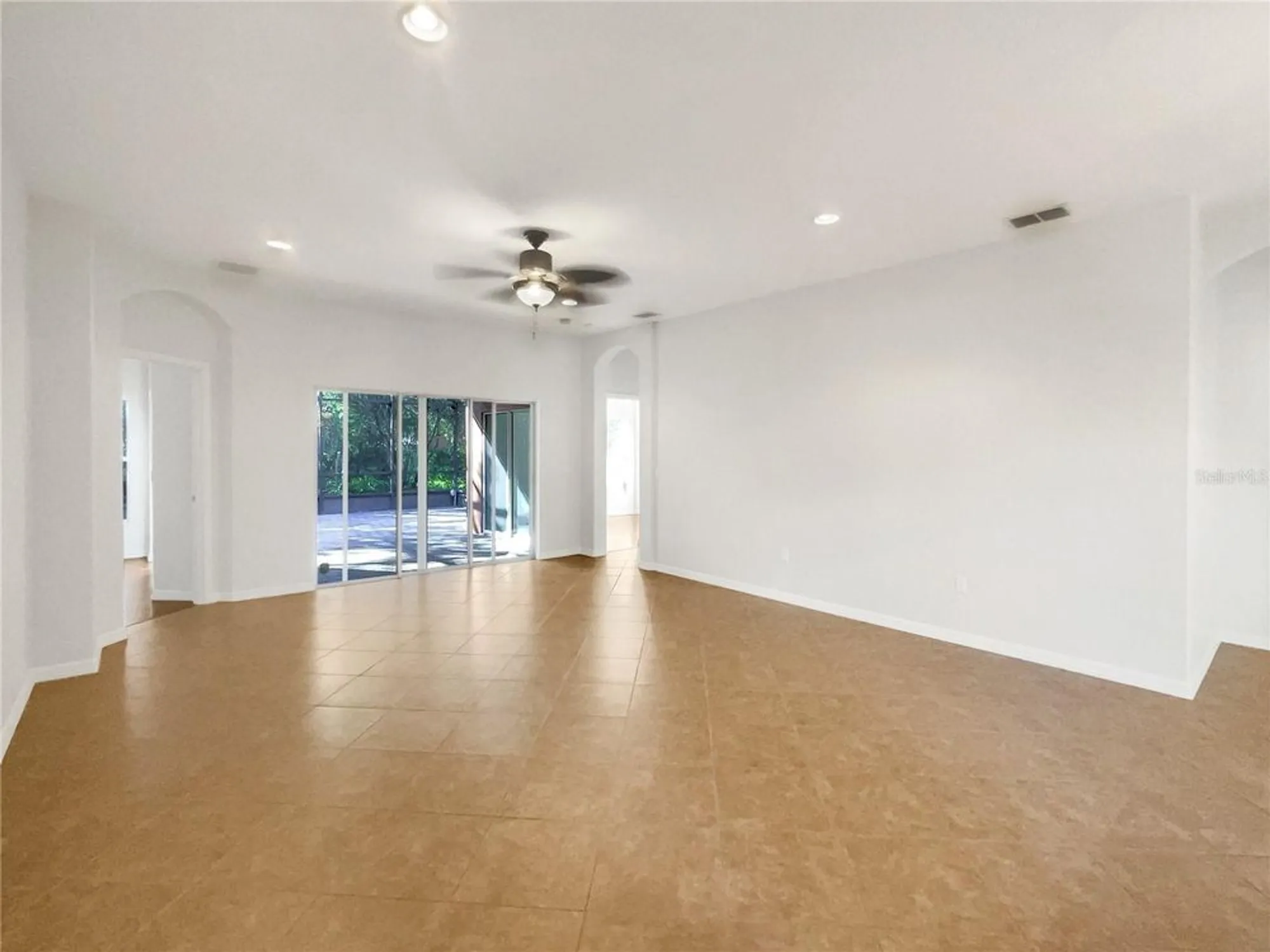 Property Slideshow image 6 of 24 | 113 venice ln, Kissimmee, FL, 34759