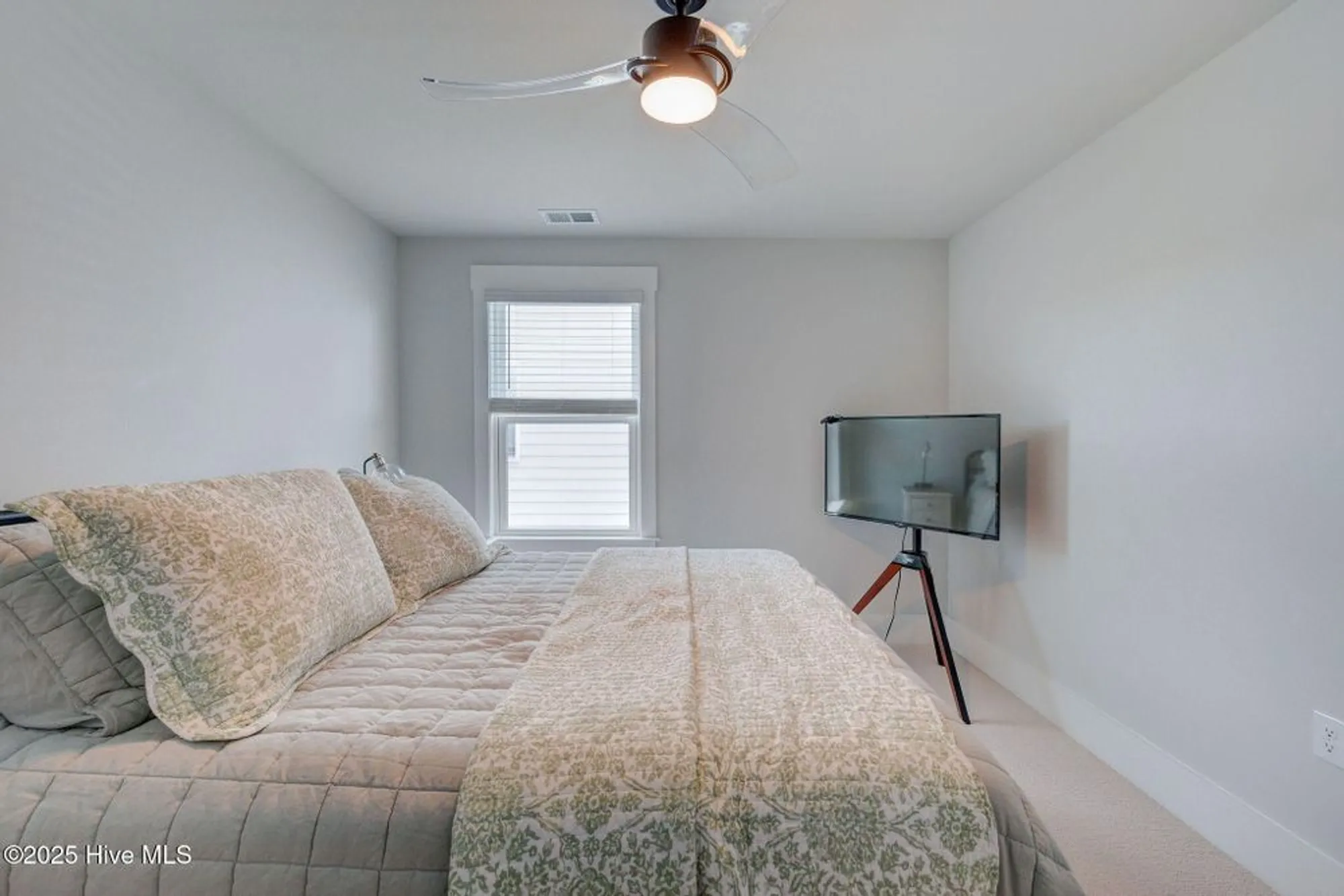 Property Slideshow image 37 of 109 | 1368 trisail ter, Wilmington, NC, 28412