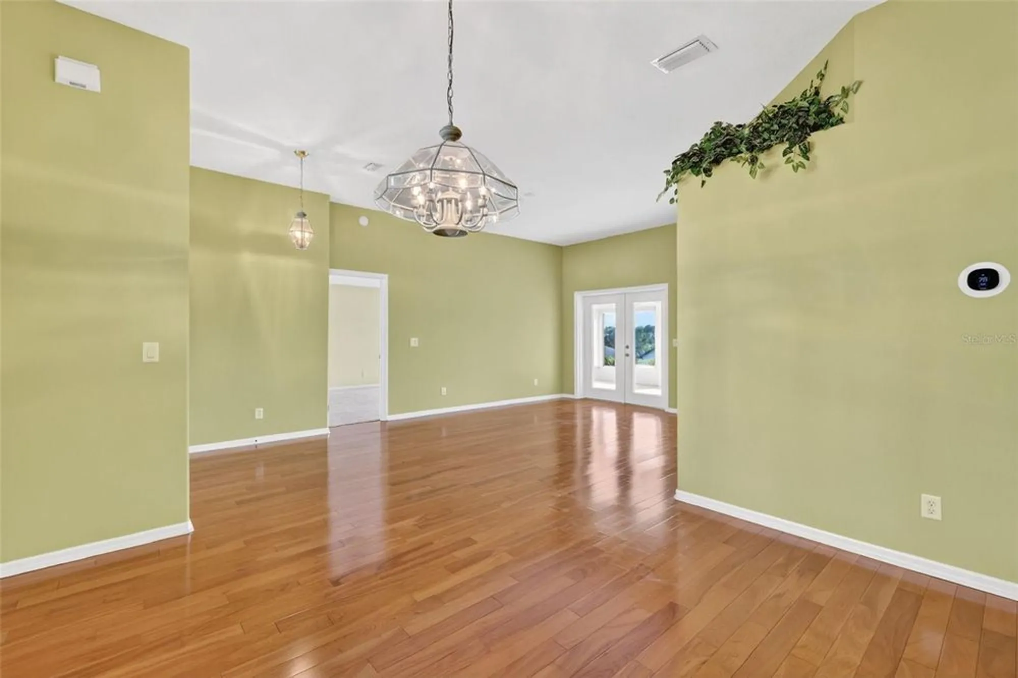 Property Slideshow image 15 of 46 | 5524 saddleback ct, Lady Lake, FL, 32159