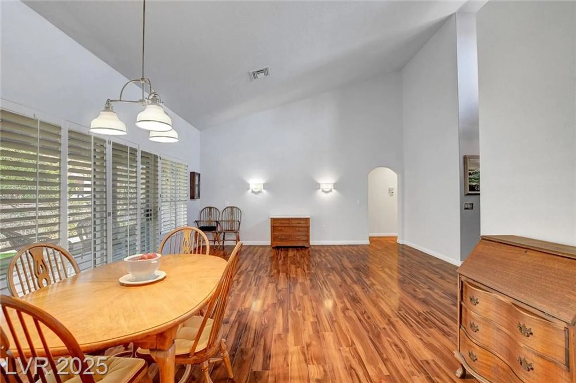 Property Slideshow image 14 of 54 | 2505 palmridge dr, Las Vegas, NV, 89134