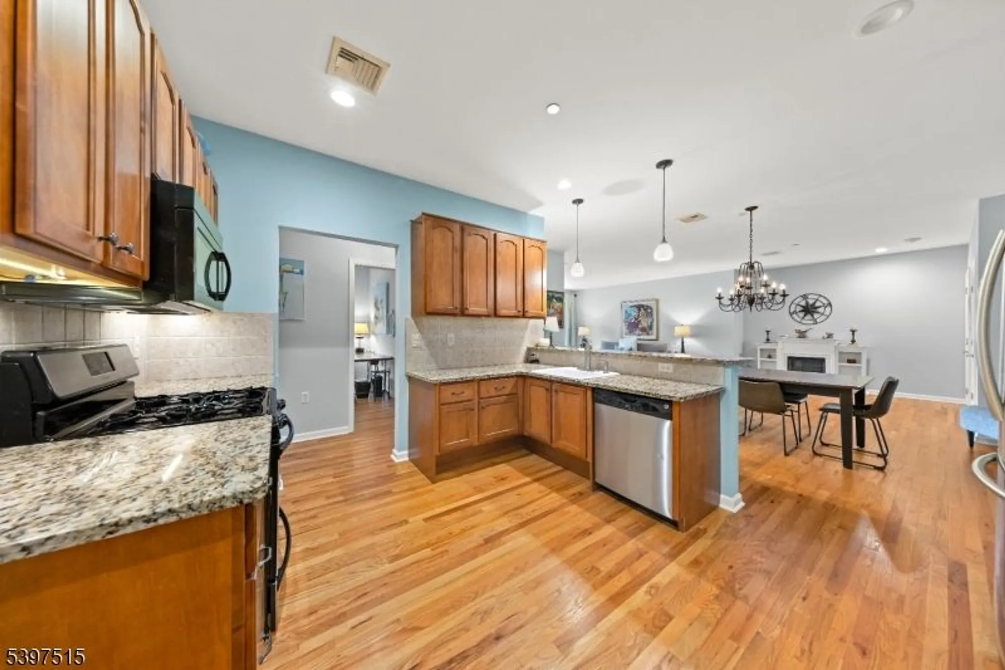 Property Slideshow image 9 of 29 | 16 main st d7, Sparta, NJ, 07871