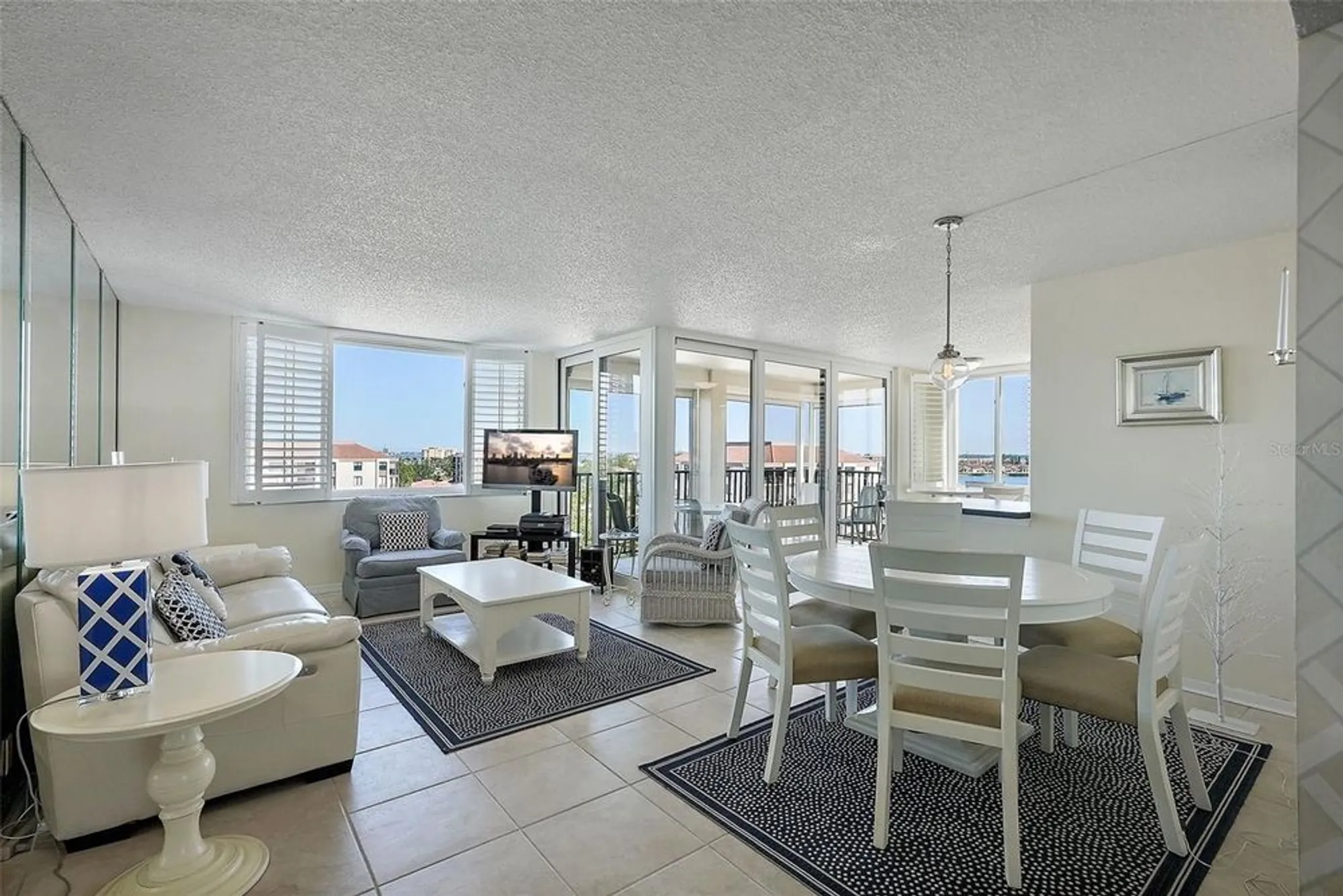 Property Slideshow image 6 of 42 | 6322 palma del mar blvd s apt 706, St Petersburg, FL, 33715