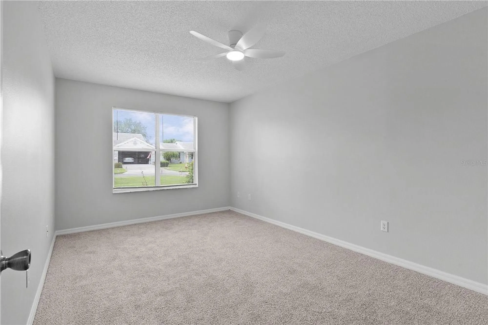 Property Slideshow image 20 of 41 | 807 ramos dr, The Villages, FL, 32159