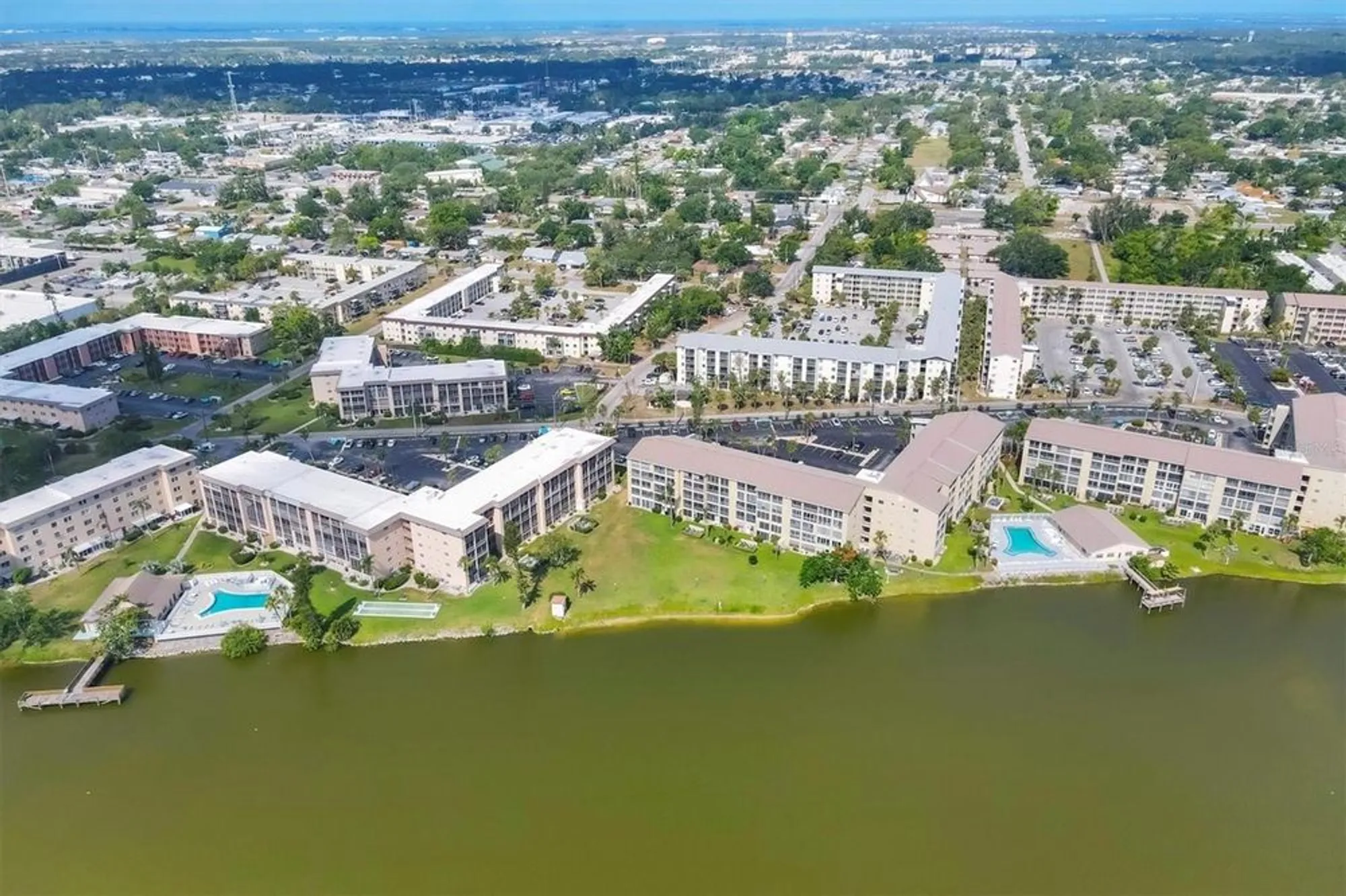 Property Slideshow image 36 of 58 | 3521 lake bayshore dr # 101 j, Bradenton, FL, 34205