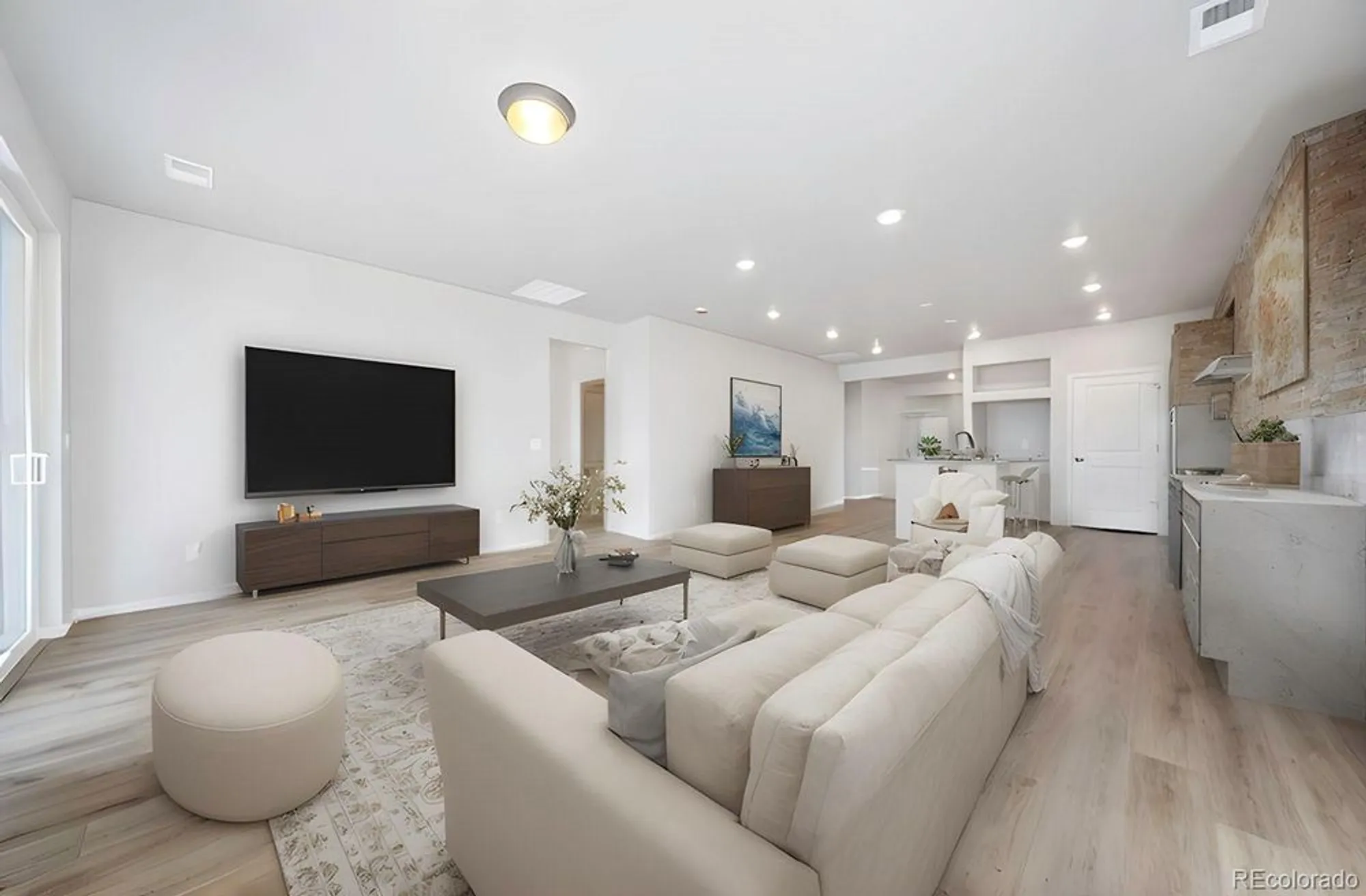 Property Slideshow image 6 of 26 | 22304 e 49th pl, Aurora, CO, 80019