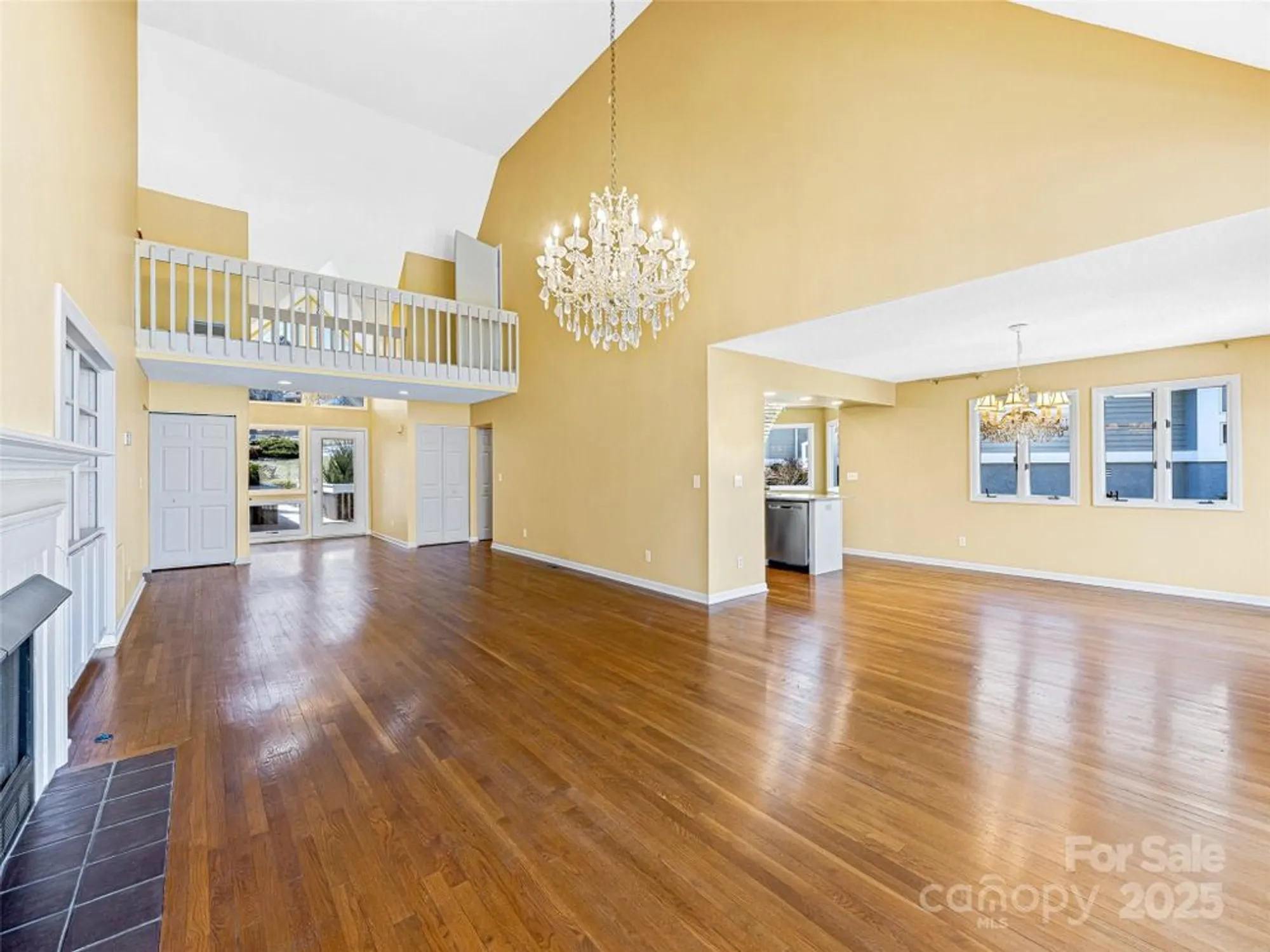 Property Slideshow image 12 of 48 | 140 overlook dr, Flat Rock, NC, 28731