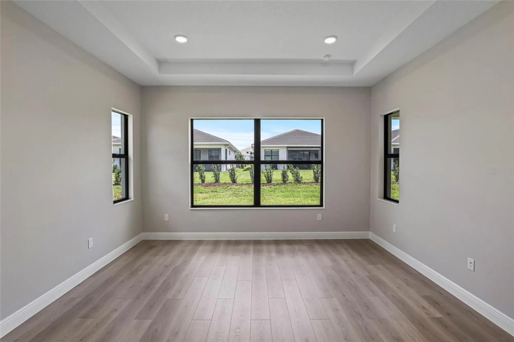 Property Slideshow image 34 of 80 | 4918 kiva cir, Lakewood Ranch, FL, 34211