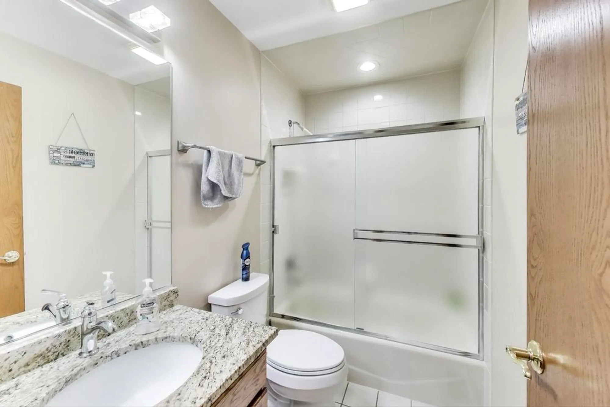 Property Slideshow image 23 of 44 | 13453 tall pines ln, Plainfield, IL, 60544