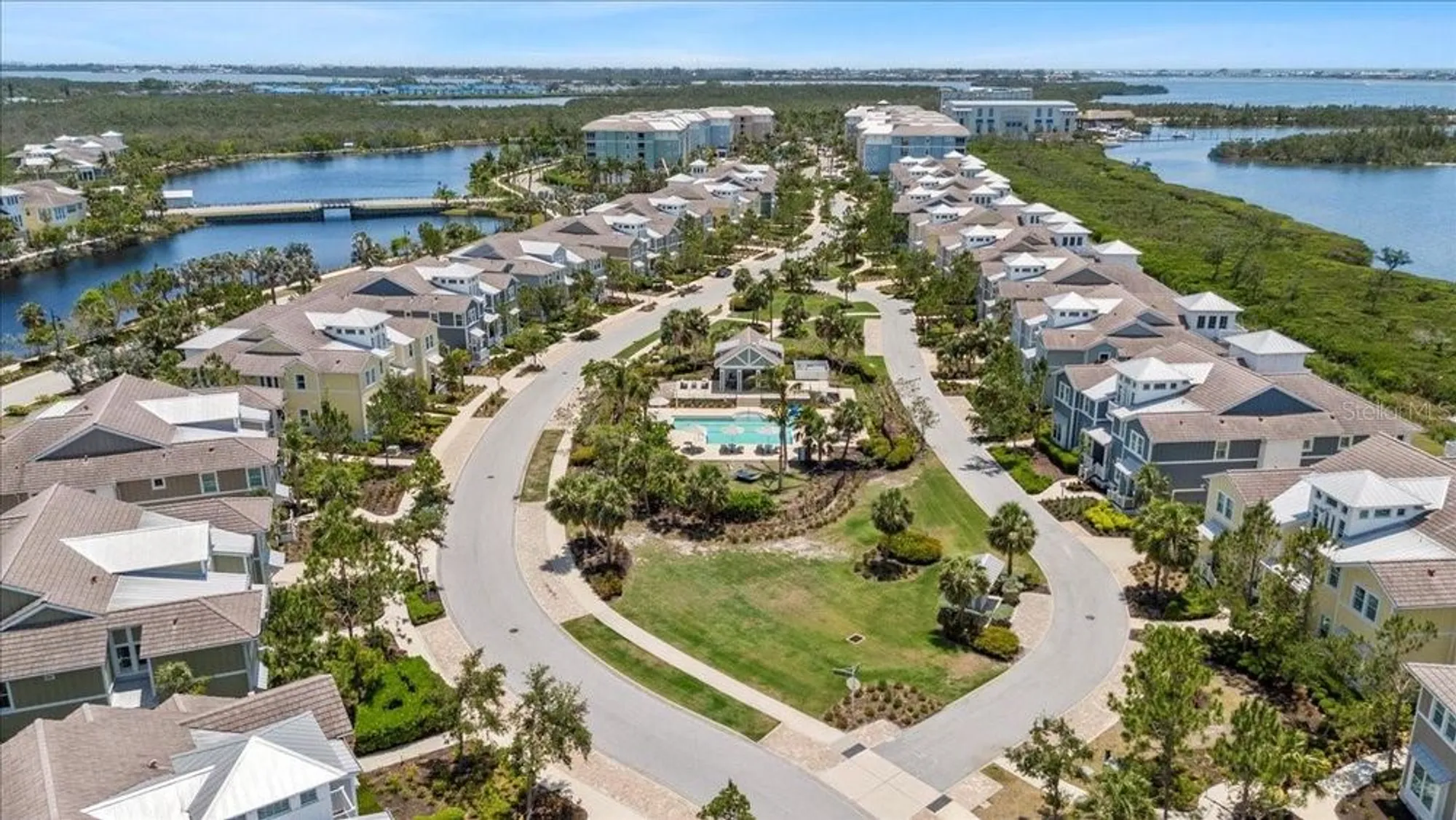 Property Slideshow image 69 of 88 | 340 sapphire lake dr 202, Bradenton, FL, 34209