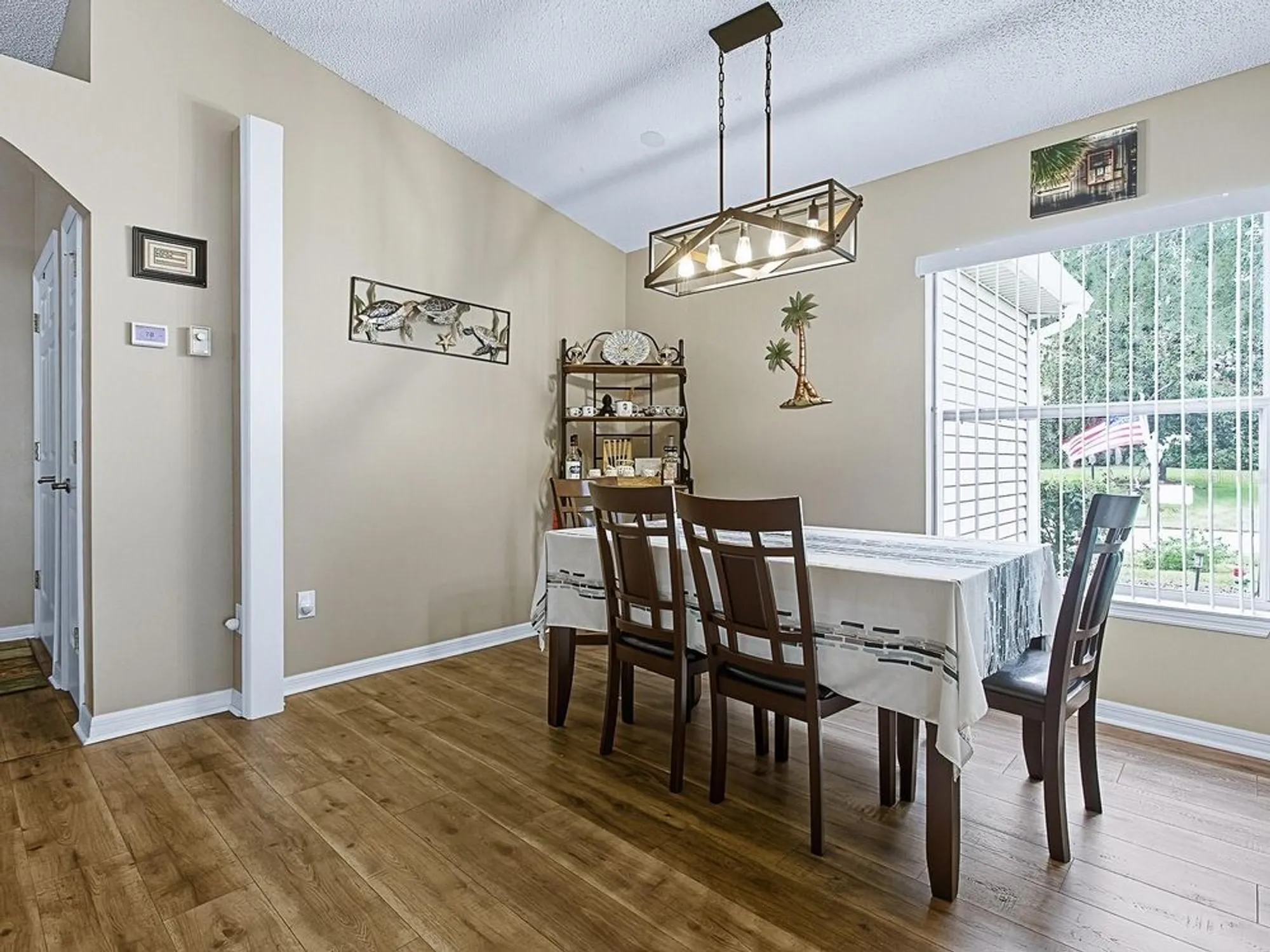 Property Slideshow image 9 of 65 | 4949 sawgrass lake cir, Leesburg, FL, 34748