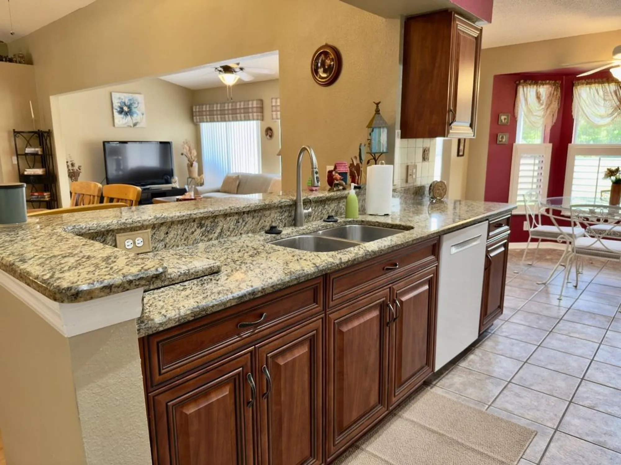Property Slideshow image 15 of 67 | 18602 bent pine dr, Hudson, FL, 34667