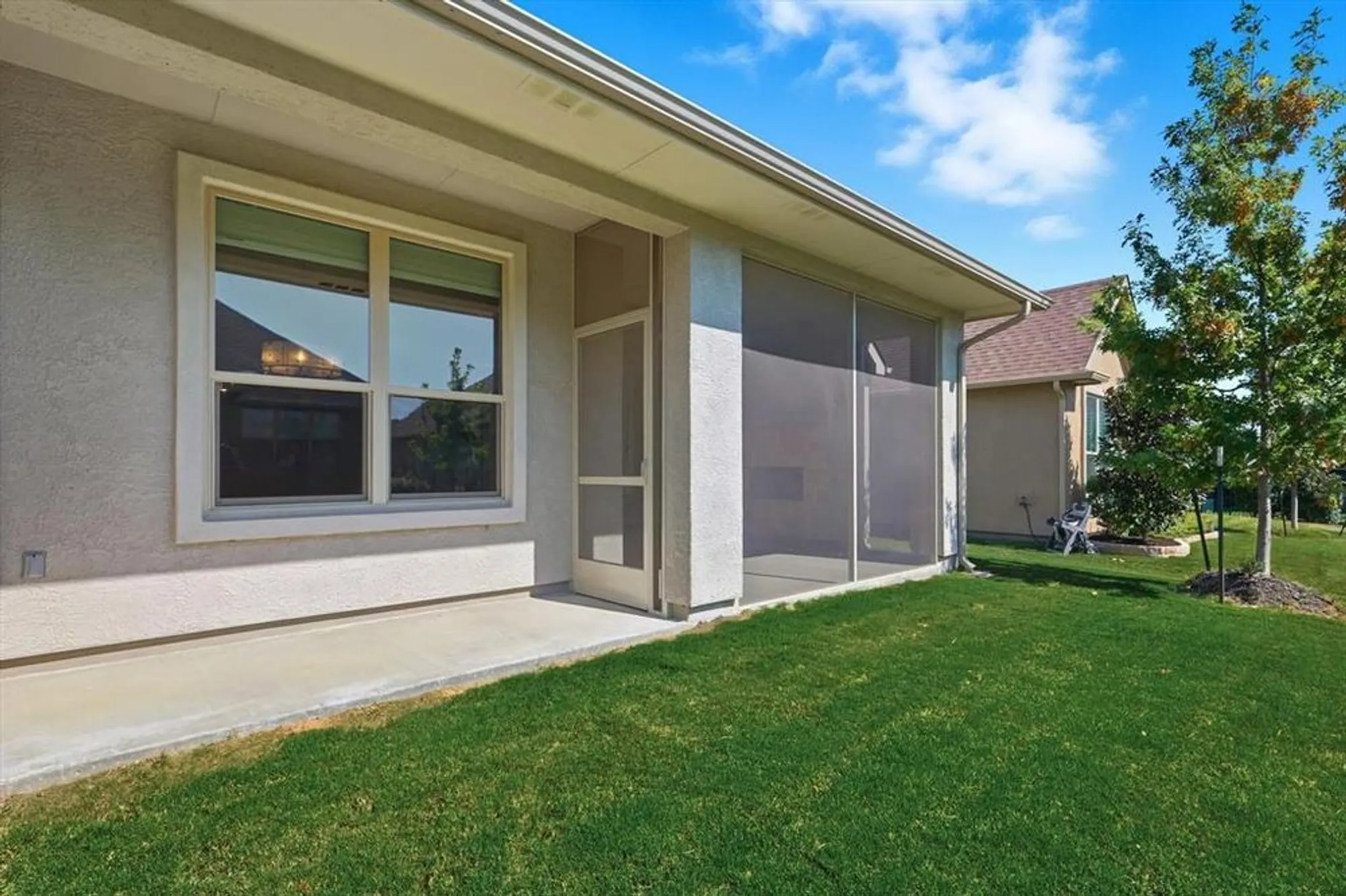 Property Slideshow image 29 of 37 | 9513 windwood ln, Denton, TX, 76207