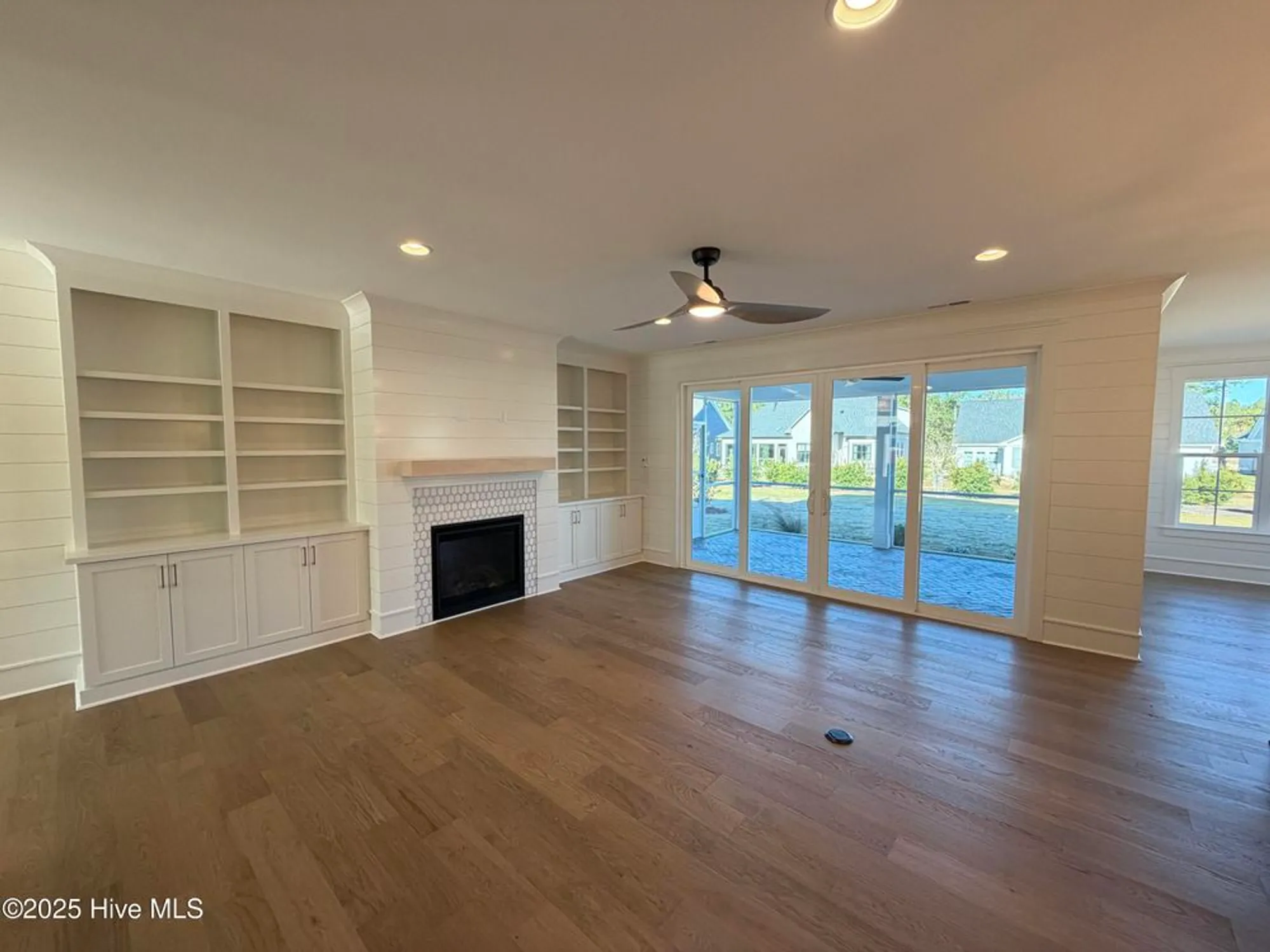 Property Slideshow image 19 of 70 | 7354 foxbriar dr, Leland, NC, 28451