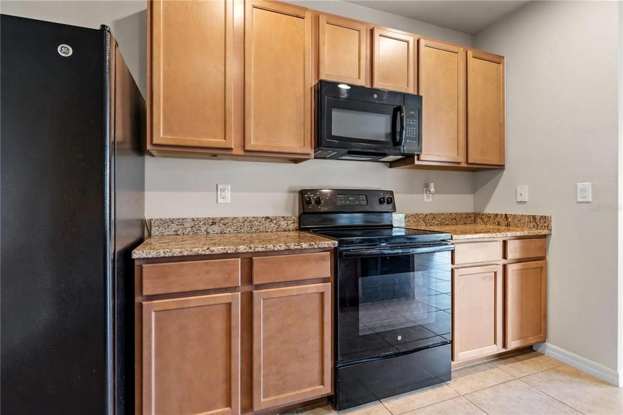 Property Slideshow image 38 of 48 | 15268 yellow wood dr, Alva, FL, 33920