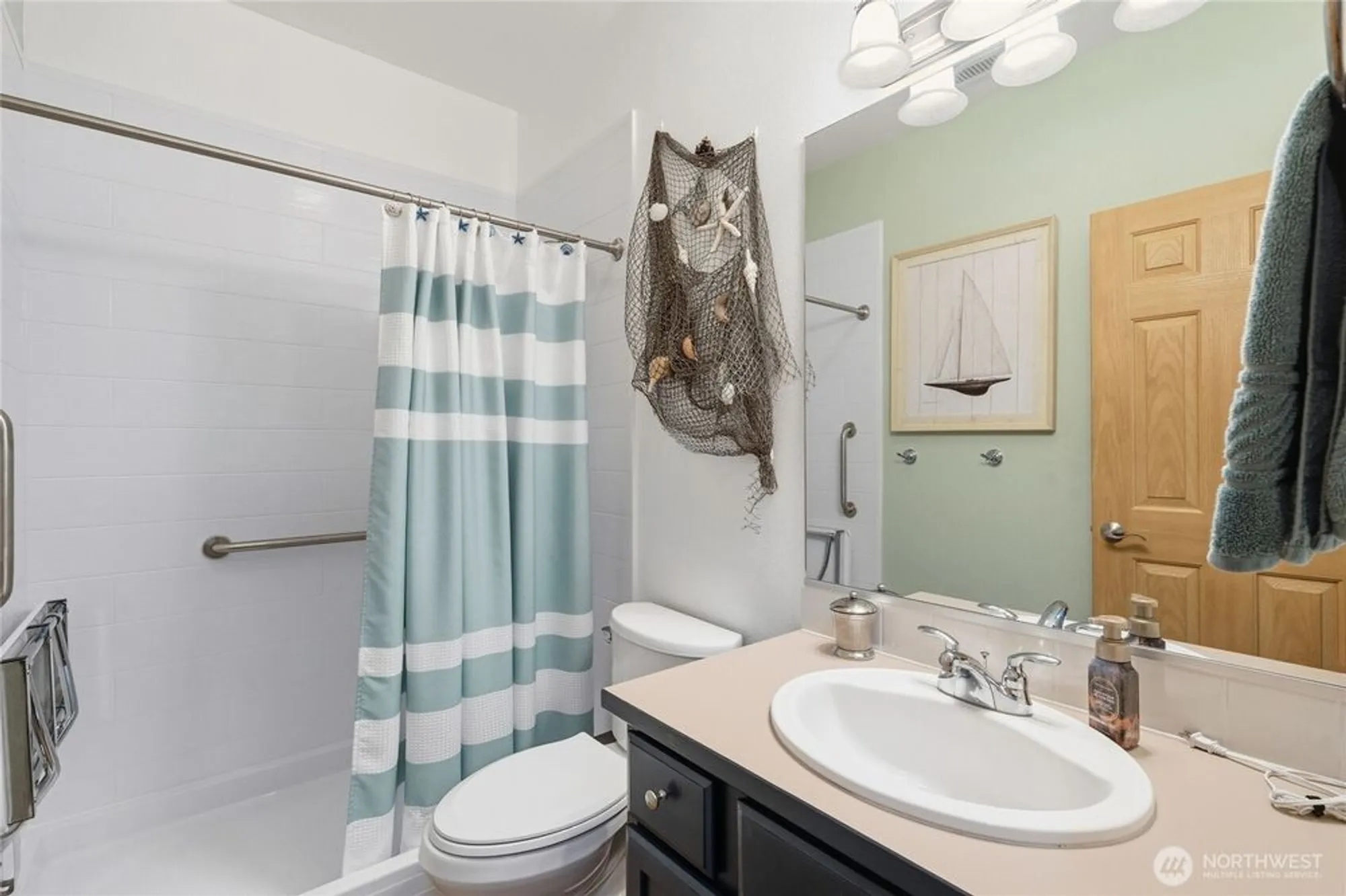 Property Slideshow image 26 of 40 | 8218 bainbridge loop, Lacey, WA, 98516