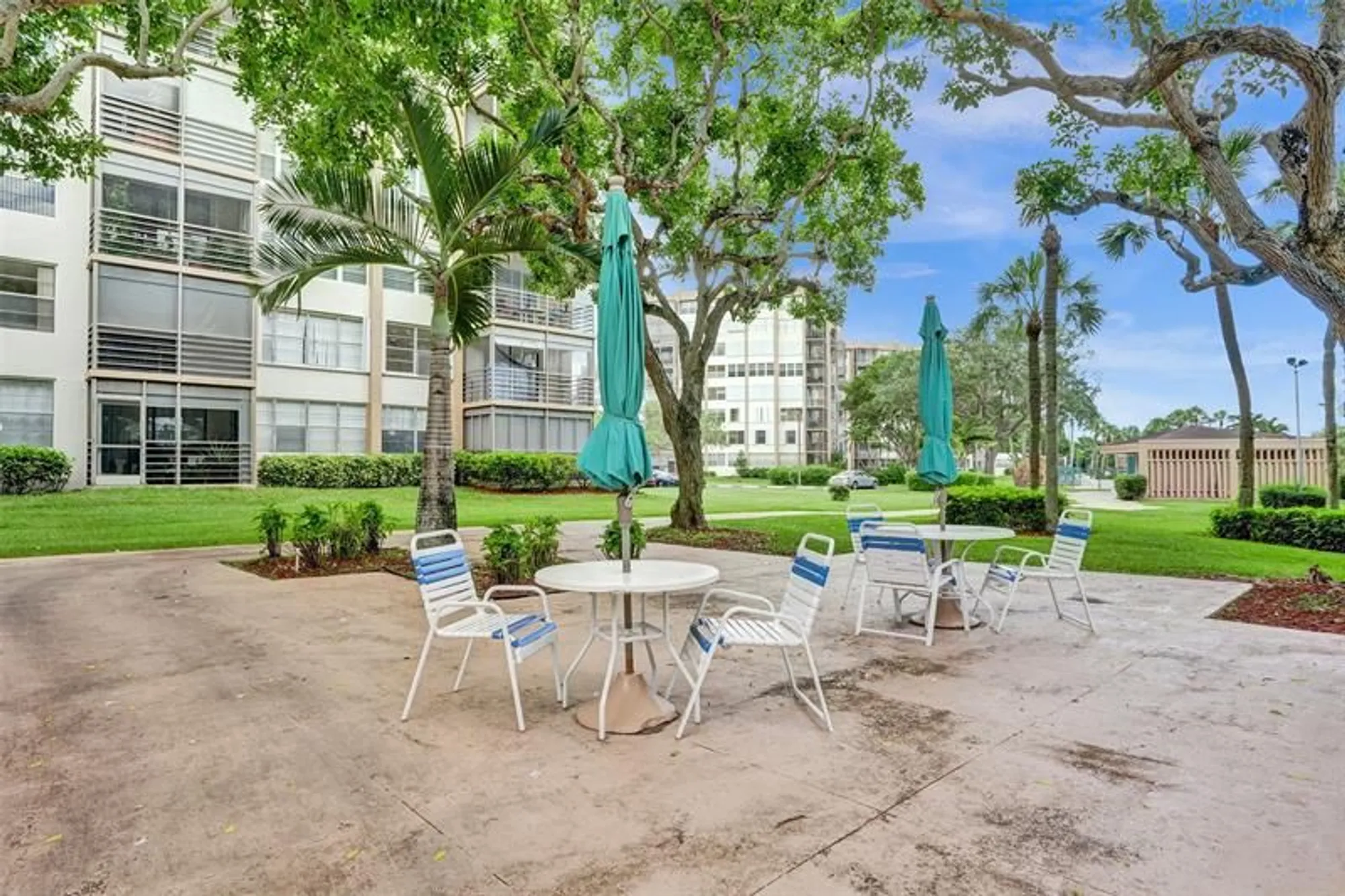 Property Slideshow image 57 of 71 | 1100 saint charles pl 612, Pembroke Pines, FL, 33026