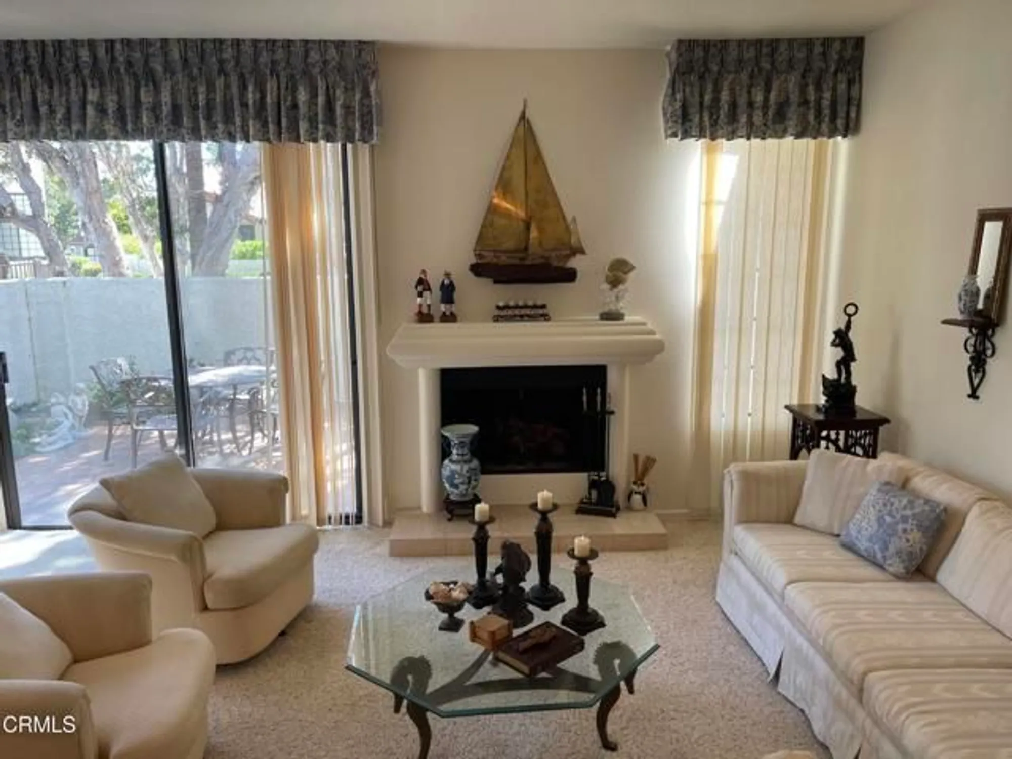 Property Slideshow image 16 of 75 | 2240 cannes sq, Oxnard, CA, 93035