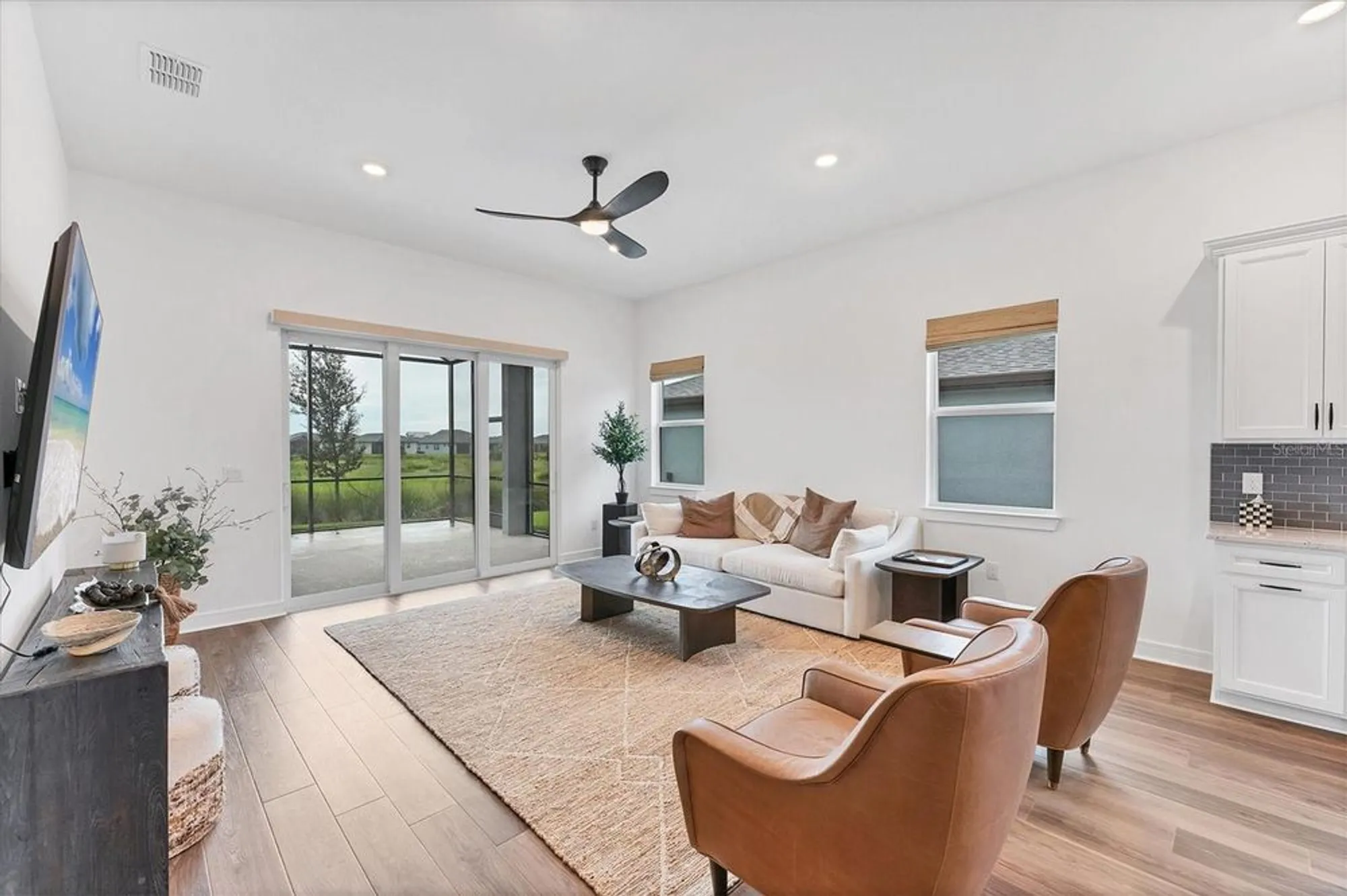 Property Slideshow image 4 of 67 | 10419 wynward way, Parrish, FL, 34219