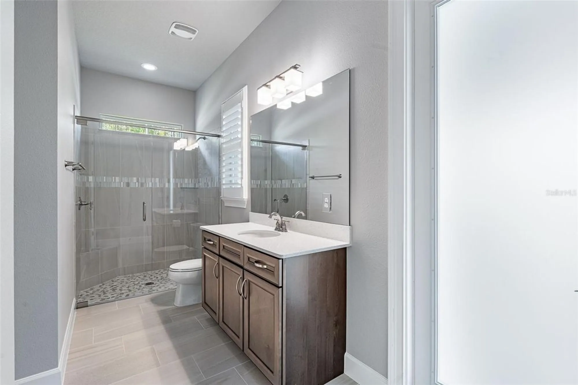 Property Slideshow image 43 of 100 | 998 downshire ln, Ormond Beach, FL, 32174