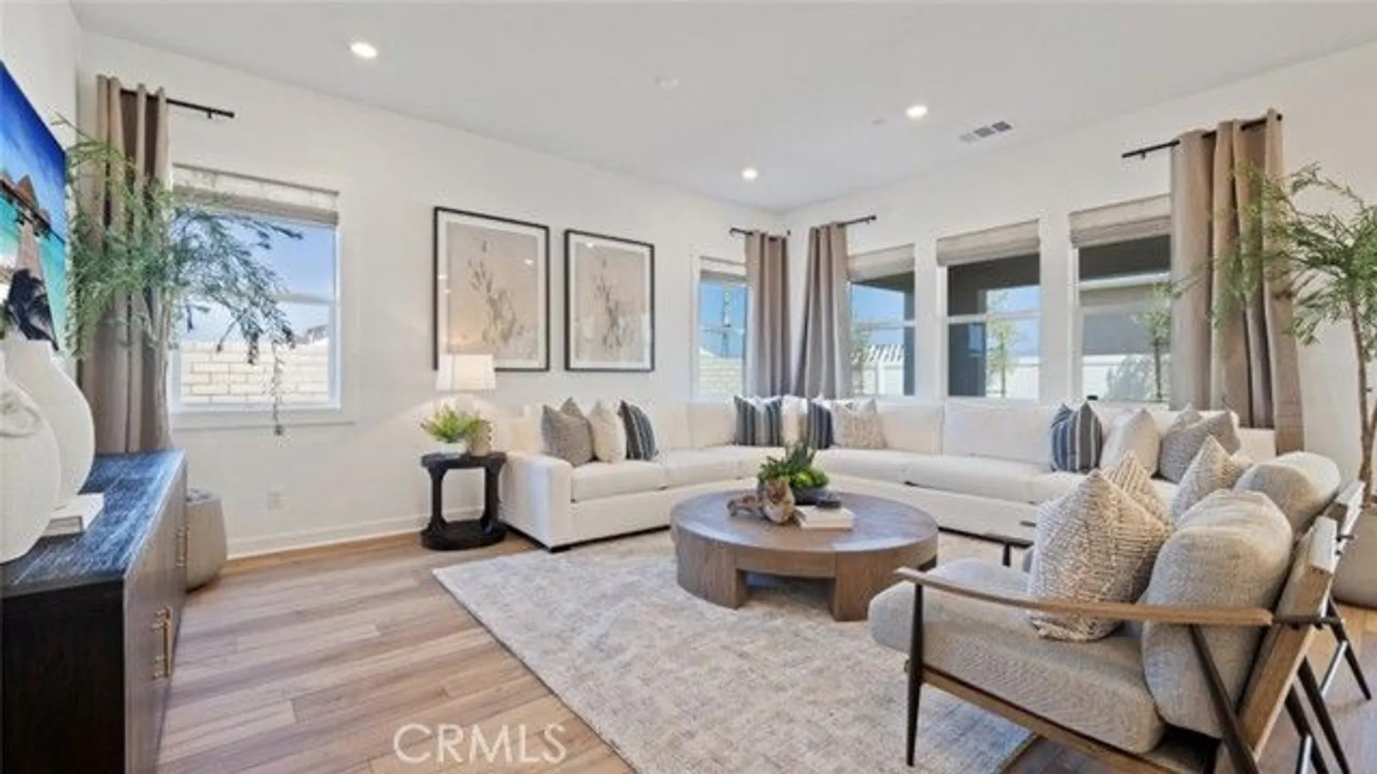 Property Slideshow image 6 of 25 | 24507 villa la sombrilla, Valencia, CA, 91354