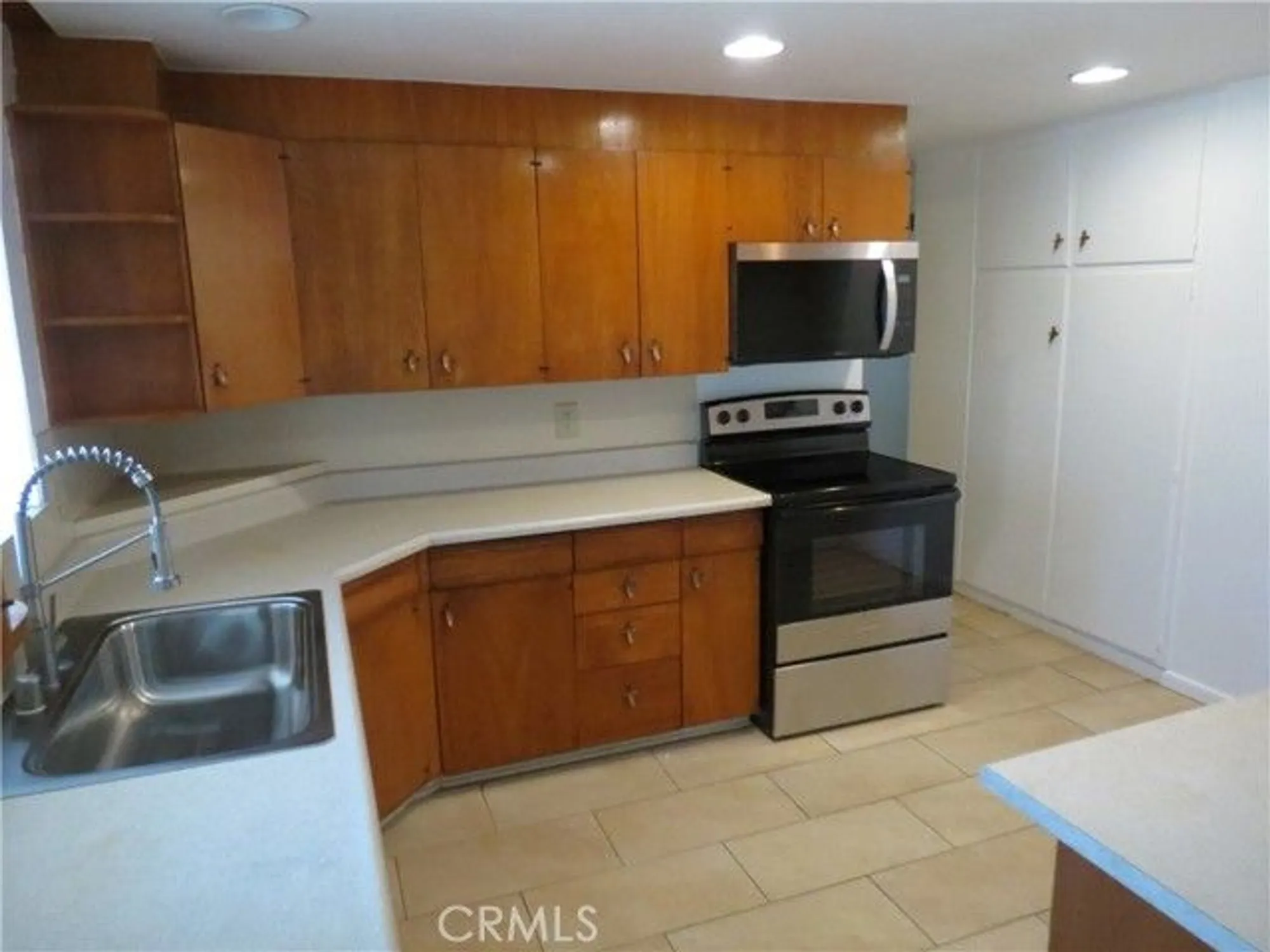 Property Slideshow image 8 of 21 | 1580 w whittier ave, Hemet, CA, 92543