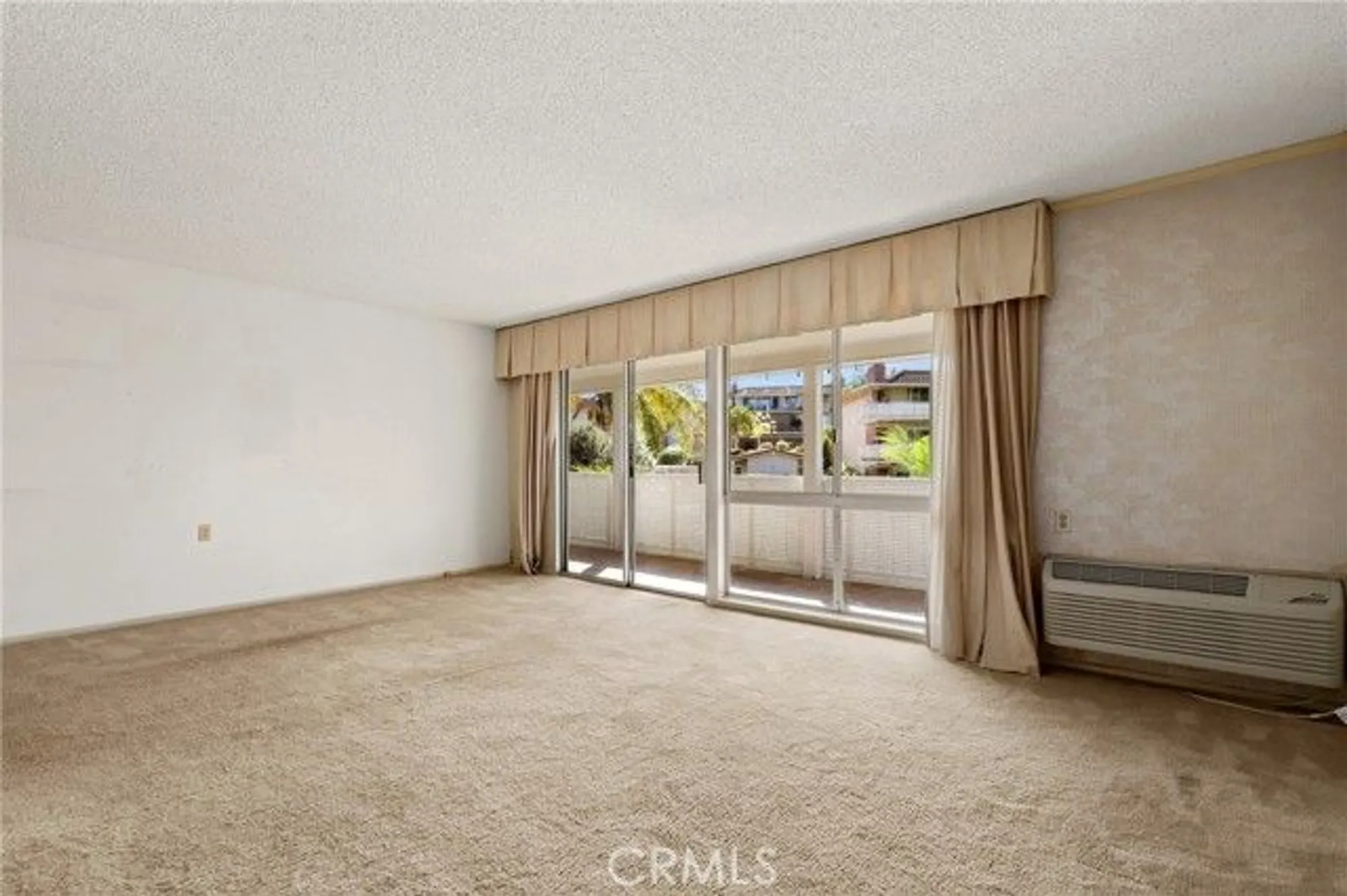 Property Slideshow image 5 of 24 | 2285 via puerta p, Laguna Woods, CA, 92637