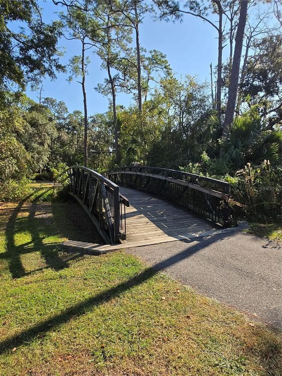 Property Slideshow image 48 of 64 | 8010 conservatory dr, Sarasota, FL, 34243