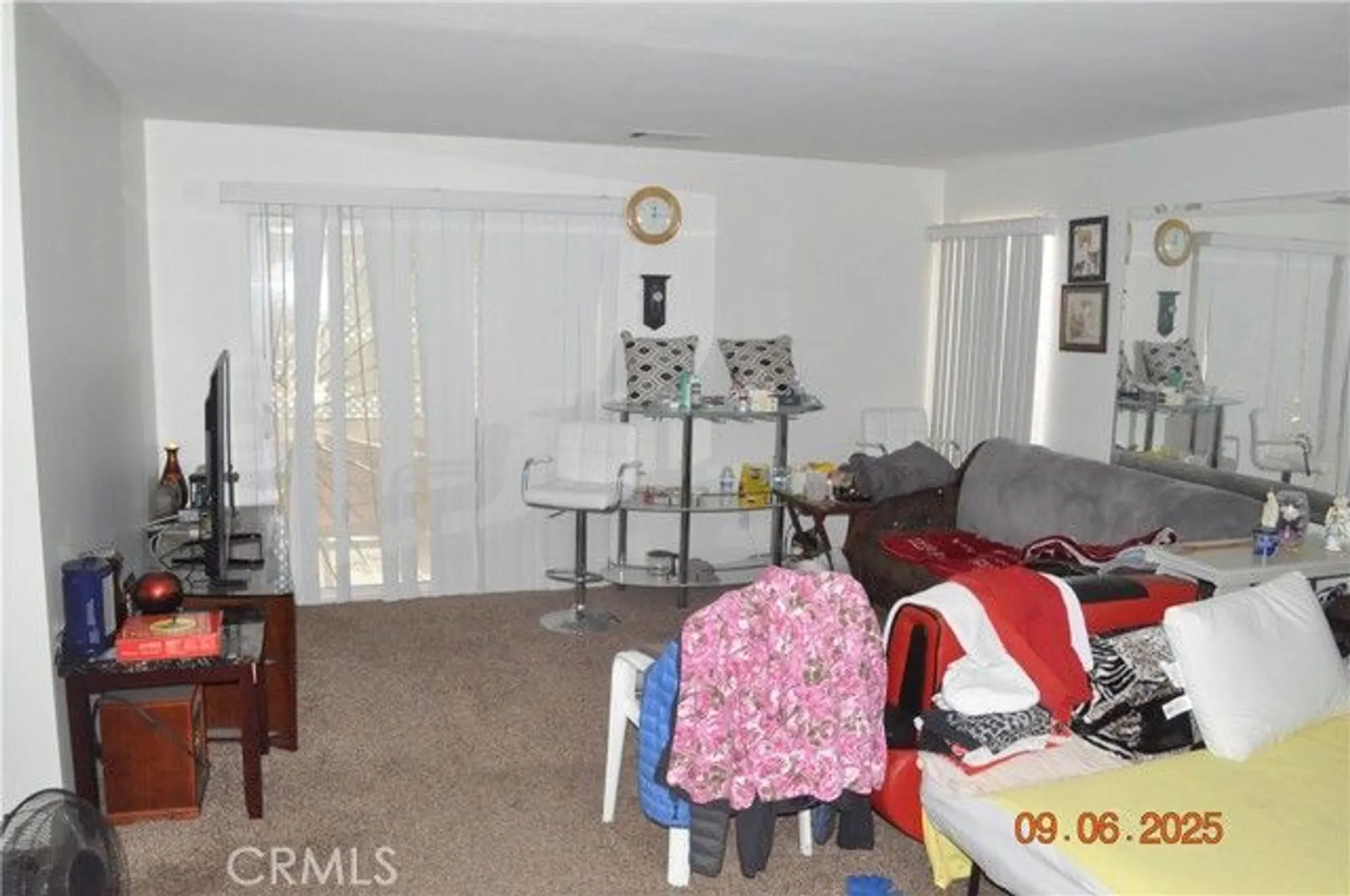Property Slideshow image 13 of 20 | 11584 oak st, Apple Valley, CA, 92308