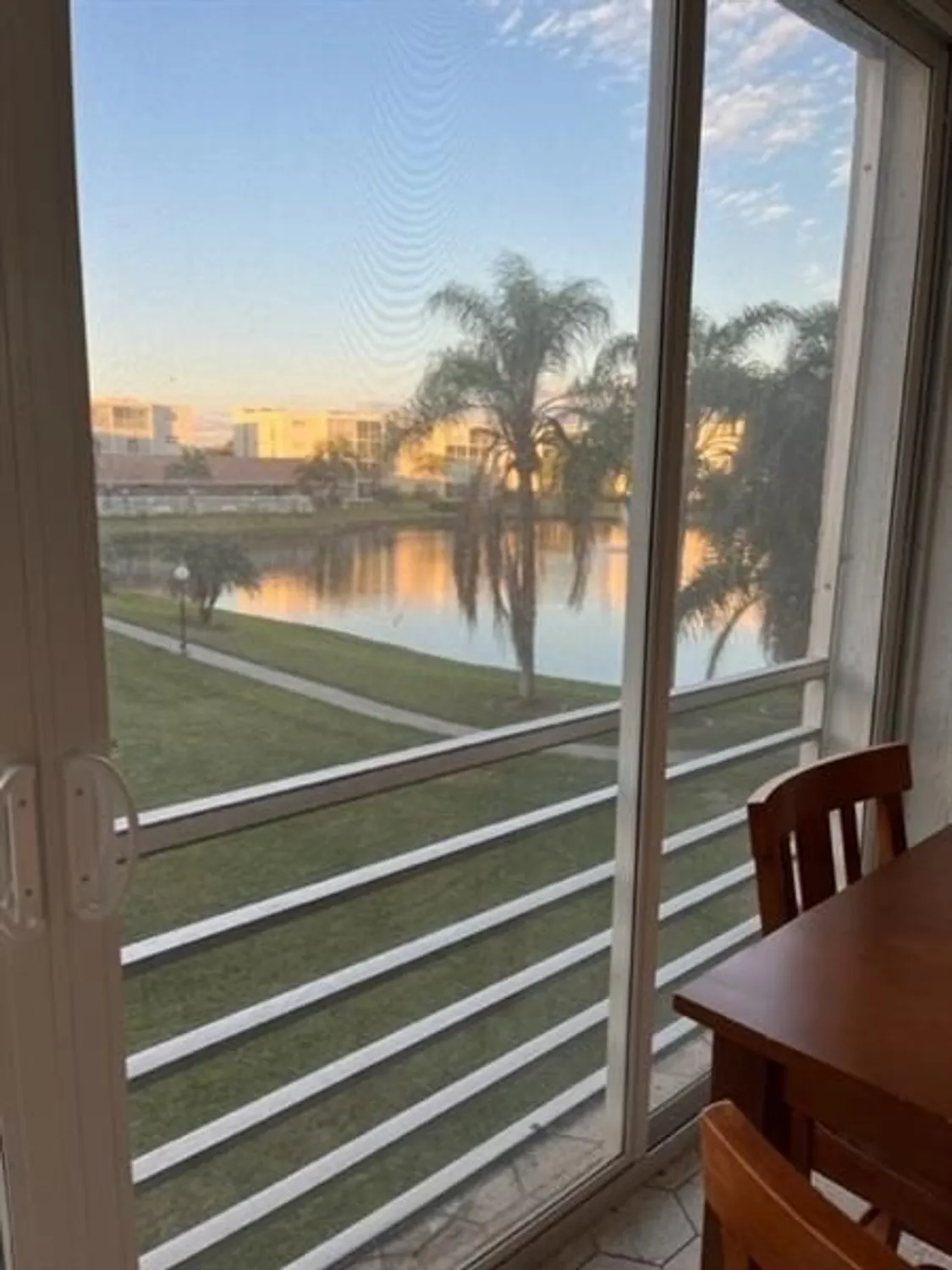 Property Slideshow image 4 of 22 | 315 se 11th ter 203, Dania Beach, FL, 33004