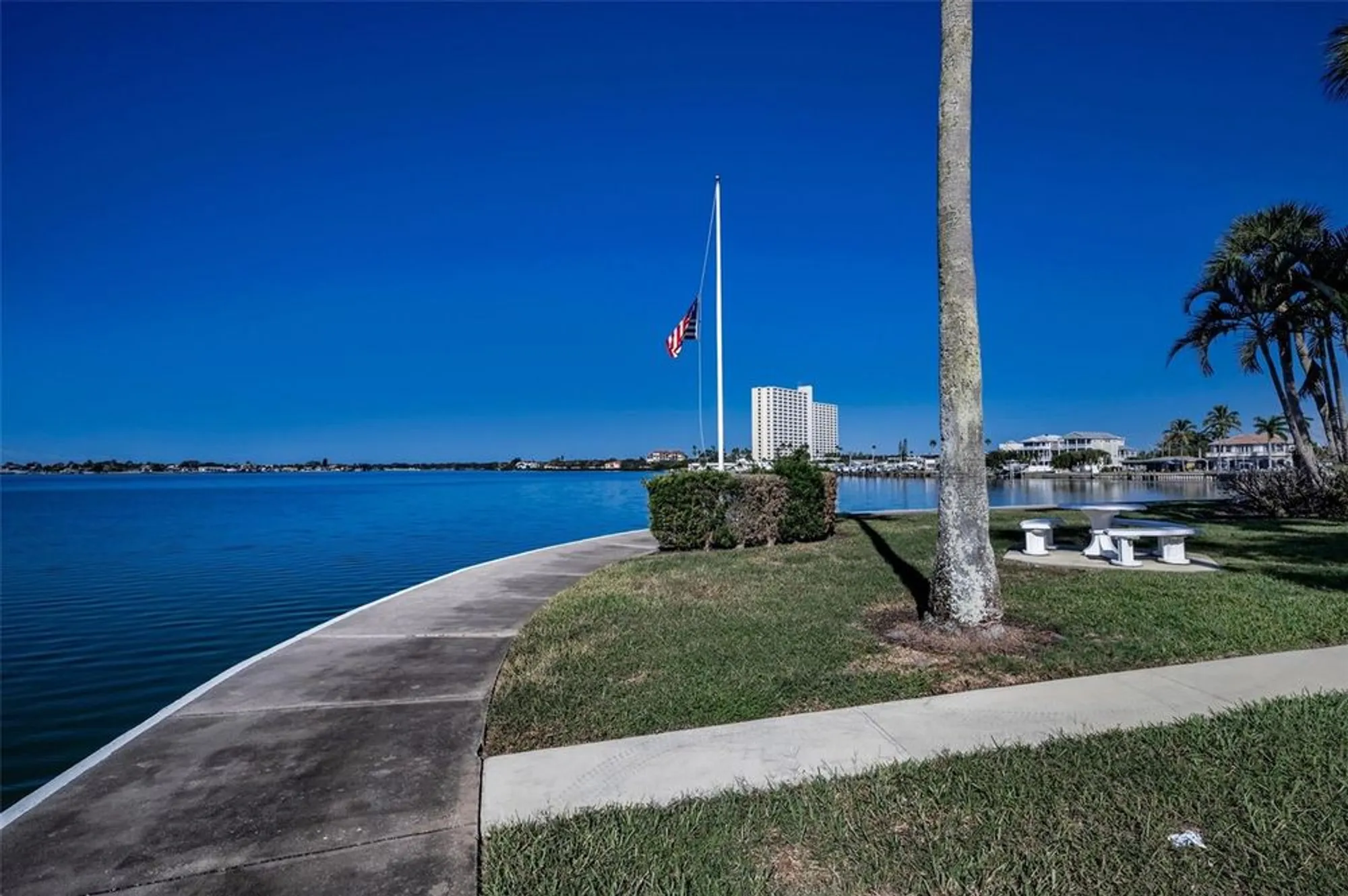 Property Slideshow image 47 of 75 | 7420 bay island dr 374, South Pasadena, FL, 33707