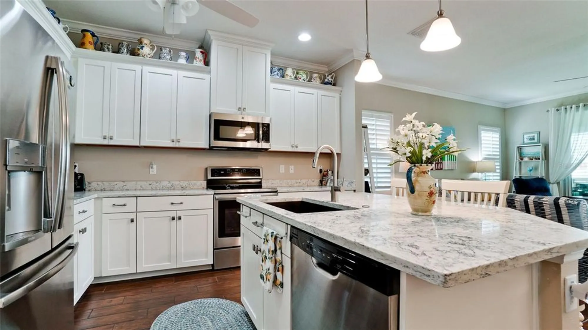 Property Slideshow image 13 of 29 | 1503 calle grand st, Bradenton, FL, 34209