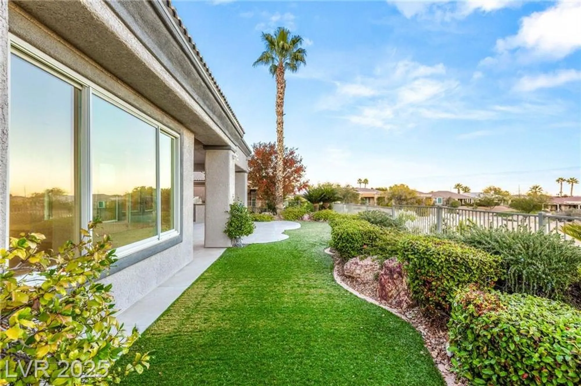 Property Slideshow image 49 of 66 | 4754 riva de romanza st, Las Vegas, NV, 89135