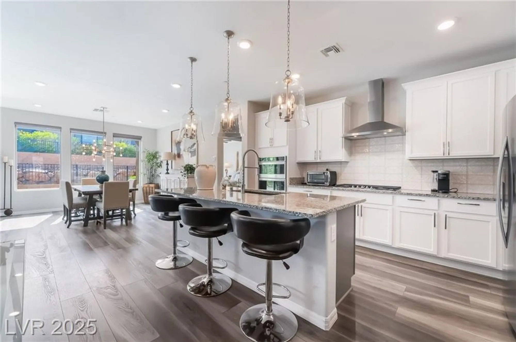 Property Slideshow image 12 of 44 | 15 arid crest ave, Henderson, NV, 89011