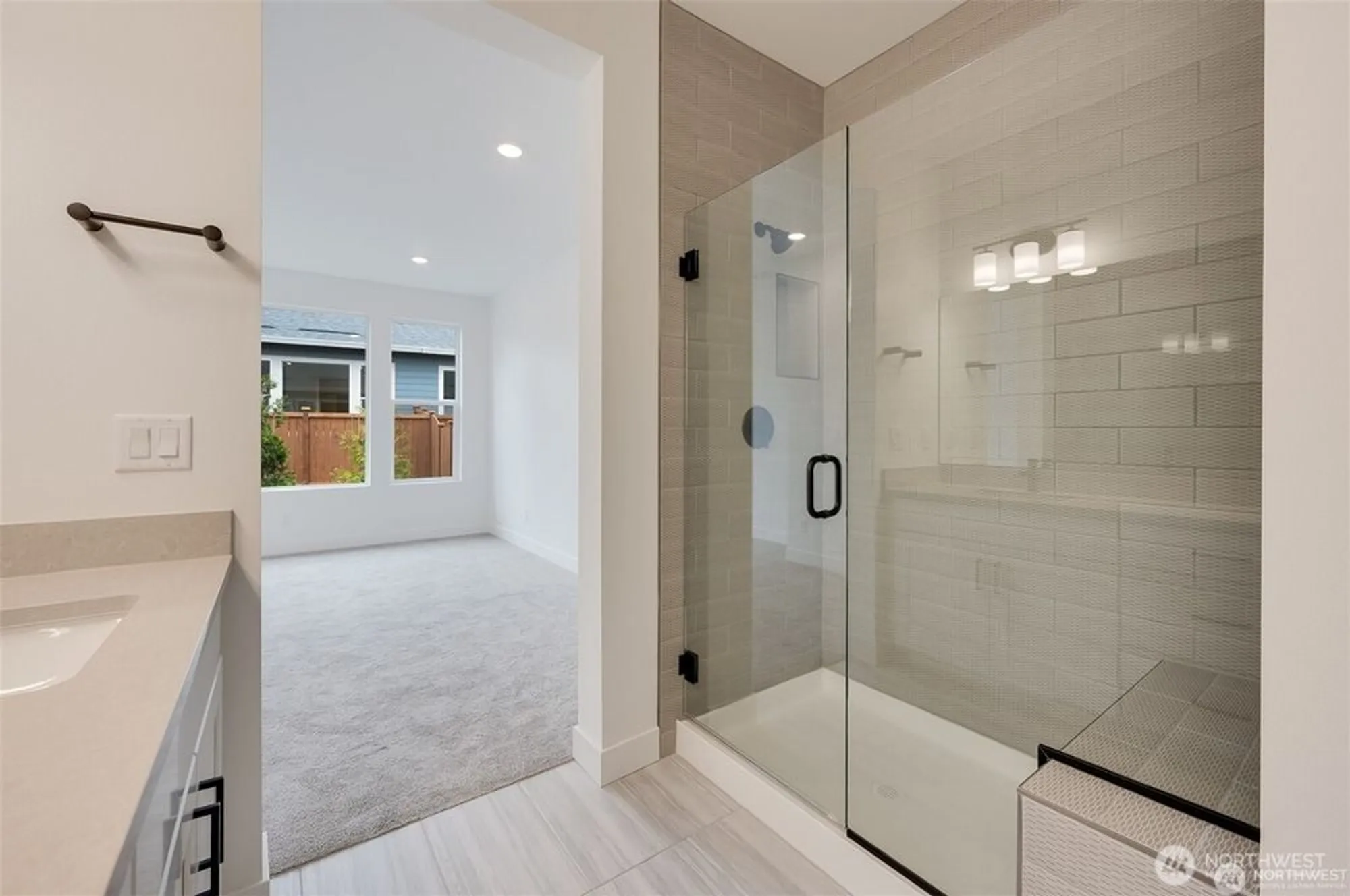 Property Slideshow image 29 of 37 | 29208 217th pl se # 34, Black Diamond, WA, 98010