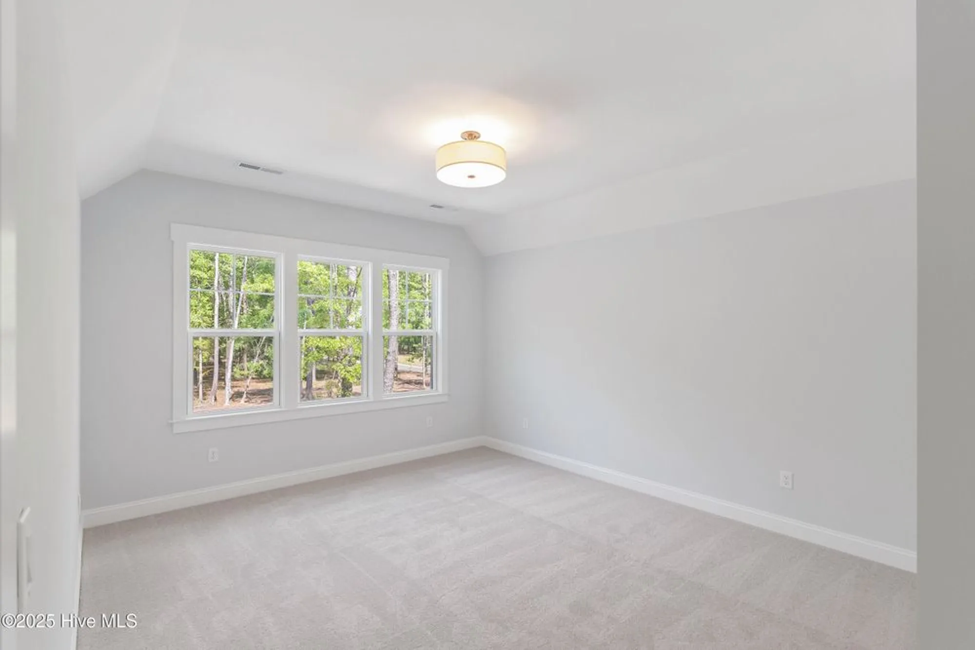 Property Slideshow image 42 of 50 | 3705 deerview ln, Castle Hayne, NC, 28429