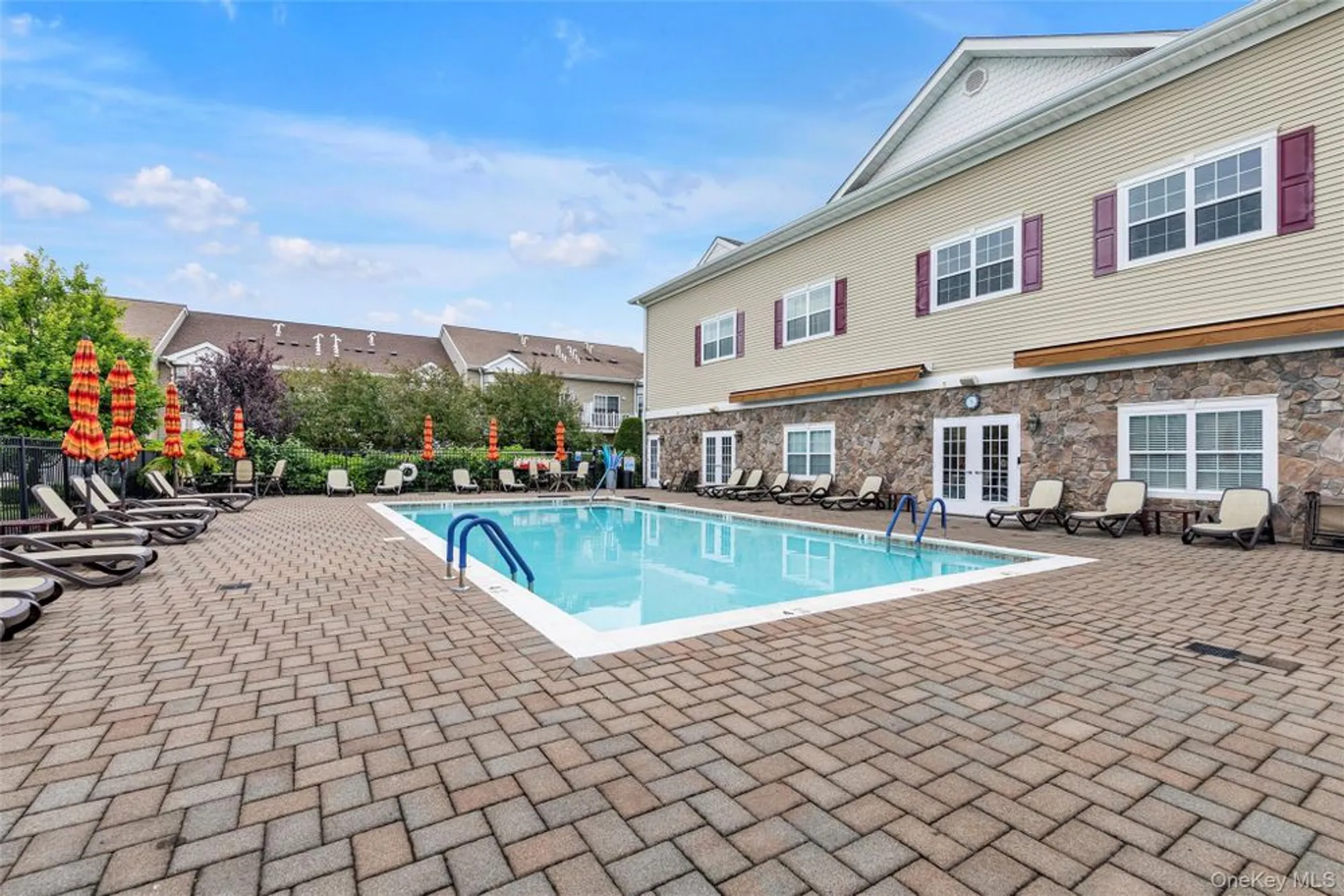 Property Slideshow image 25 of 27 | 331 spring dr, East Meadow, NY, 11554